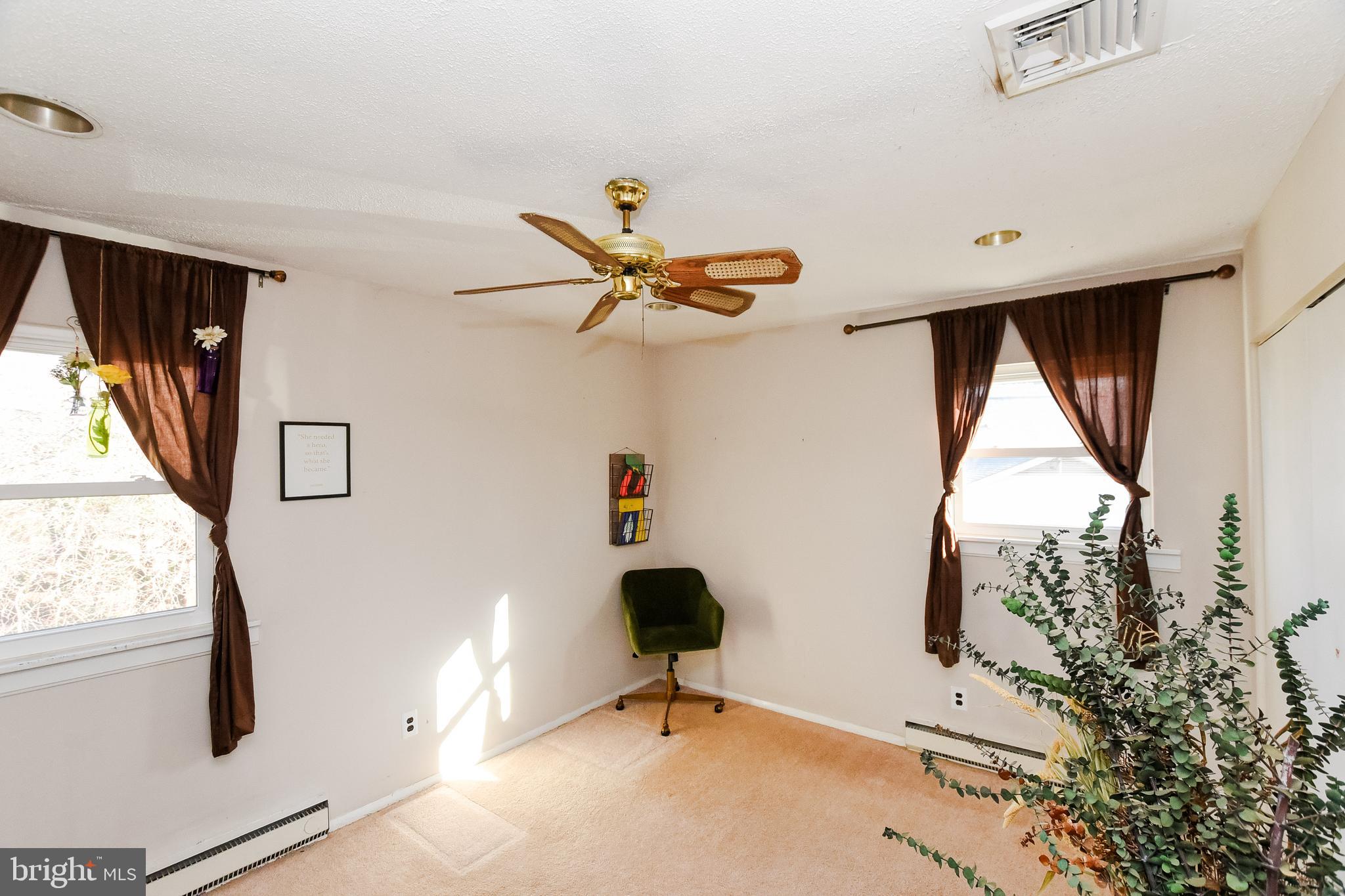 BRADDOCK MANOR - Residential