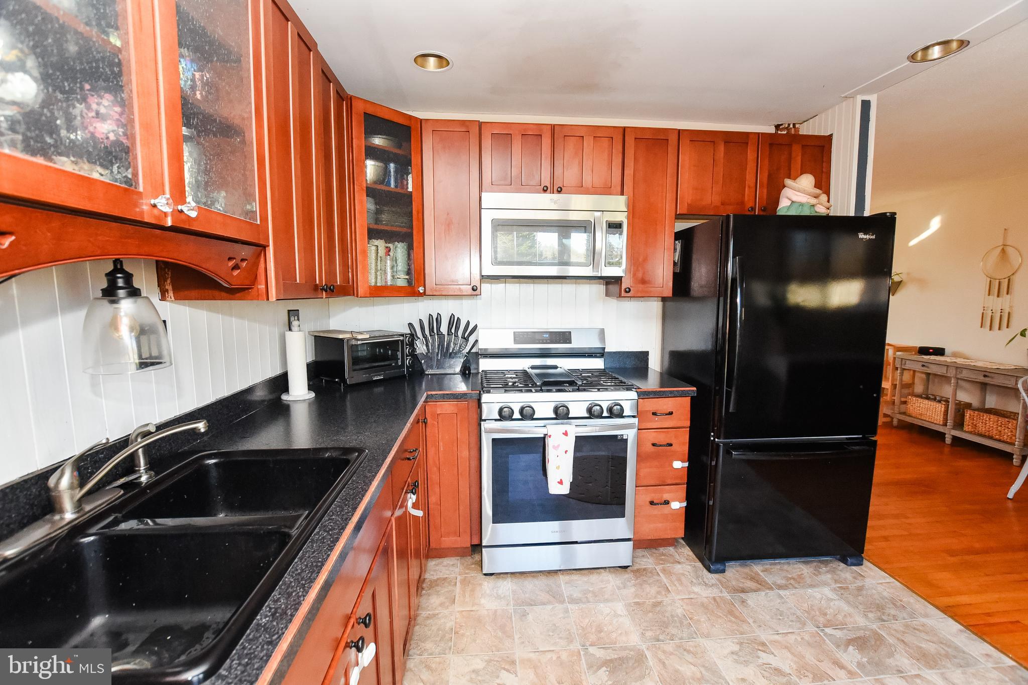 BRADDOCK MANOR - Residential