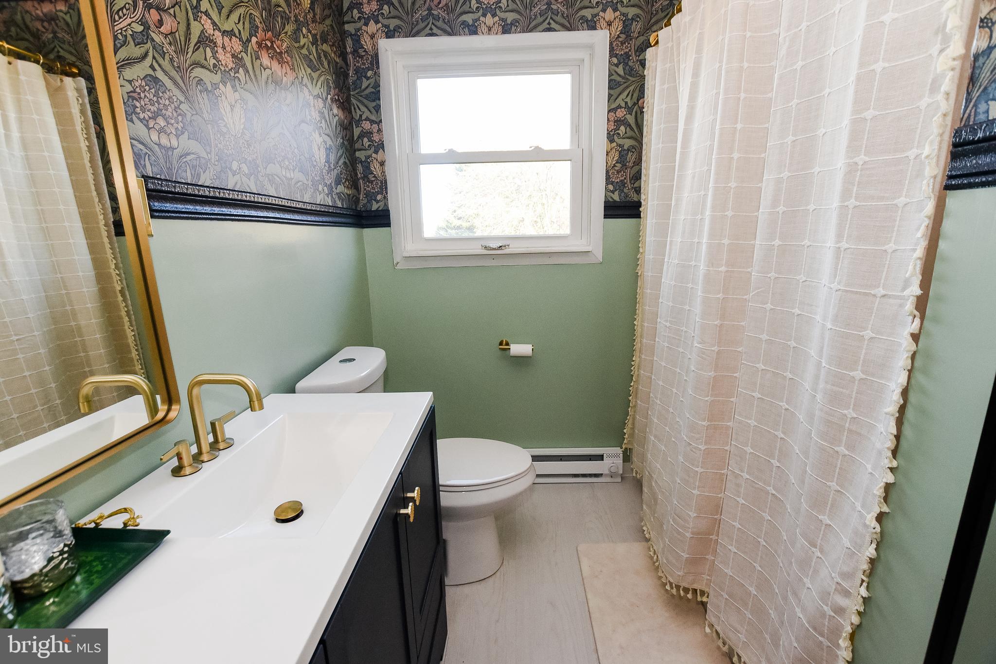 BRADDOCK MANOR - Residential