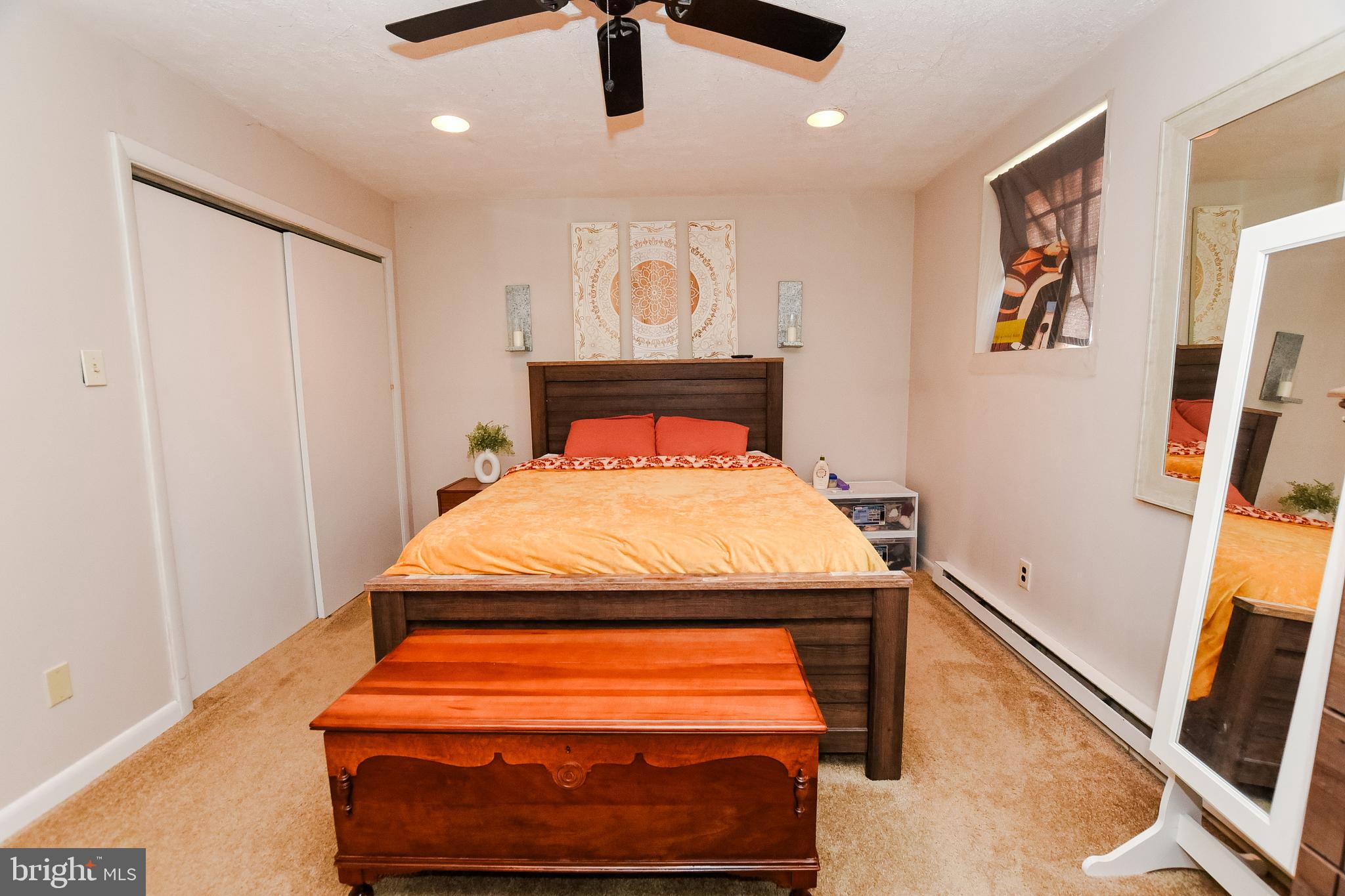 BRADDOCK MANOR - Residential