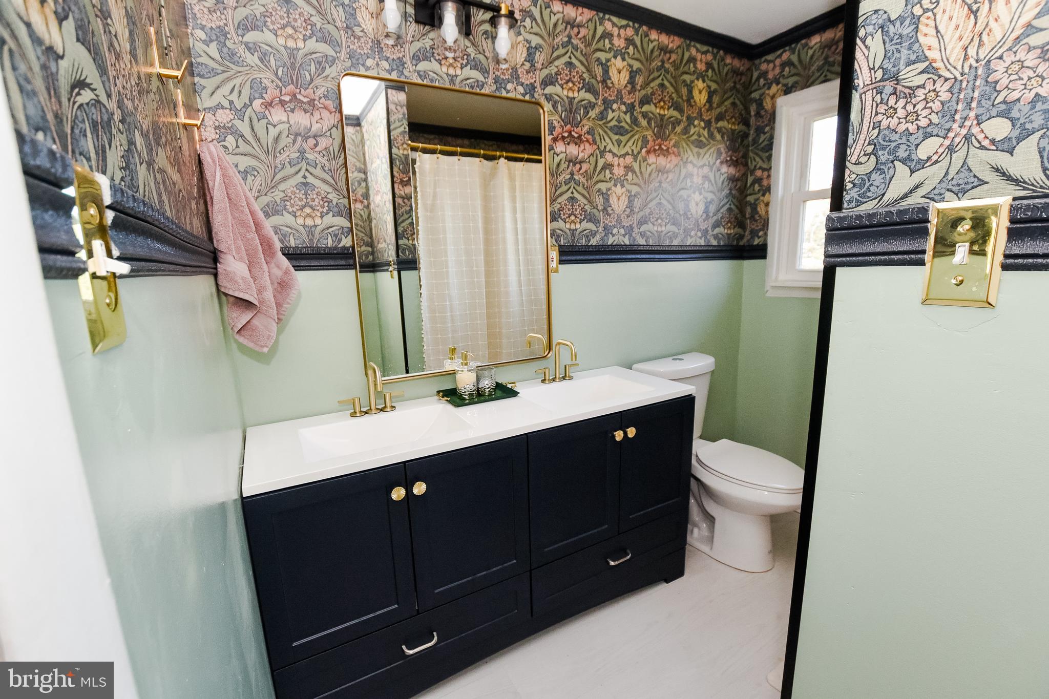 BRADDOCK MANOR - Residential