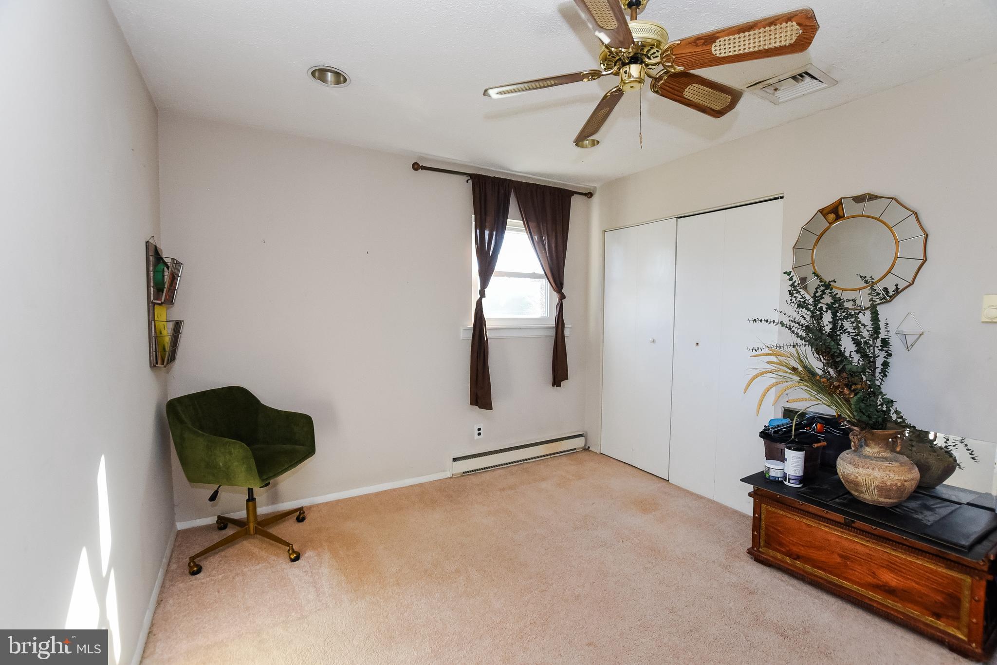 BRADDOCK MANOR - Residential