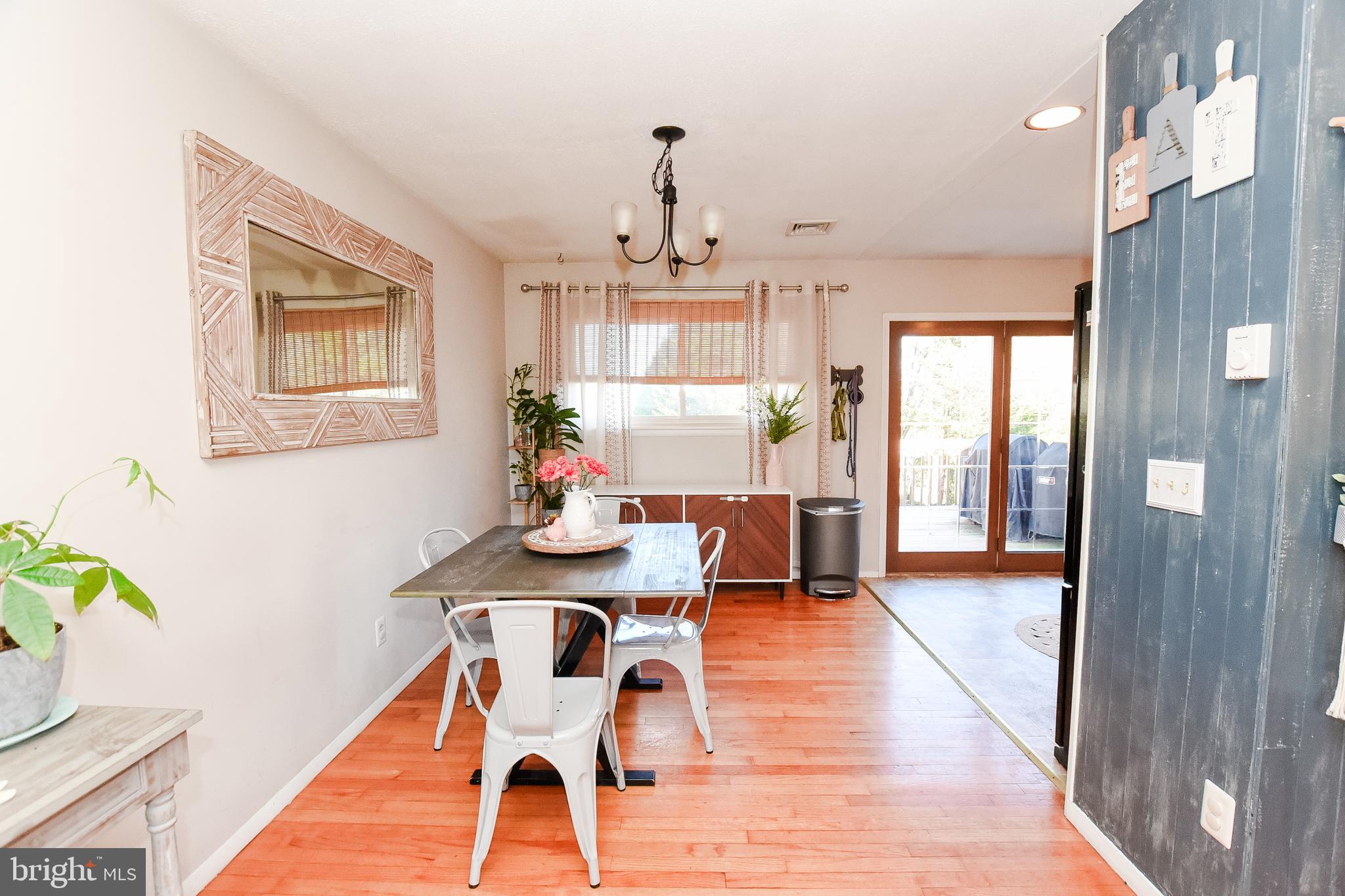 BRADDOCK MANOR - Residential