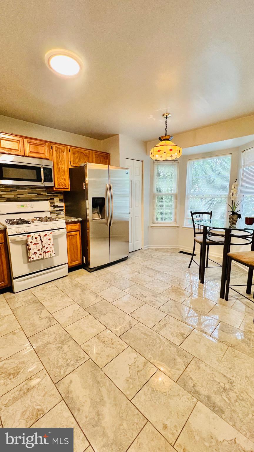 SYCAMORE HILL - Residential