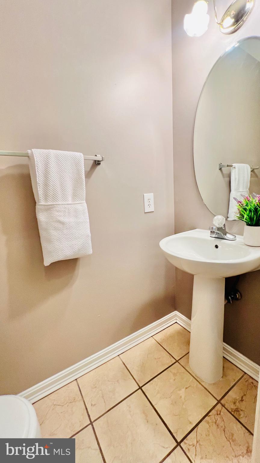 SYCAMORE HILL - Residential