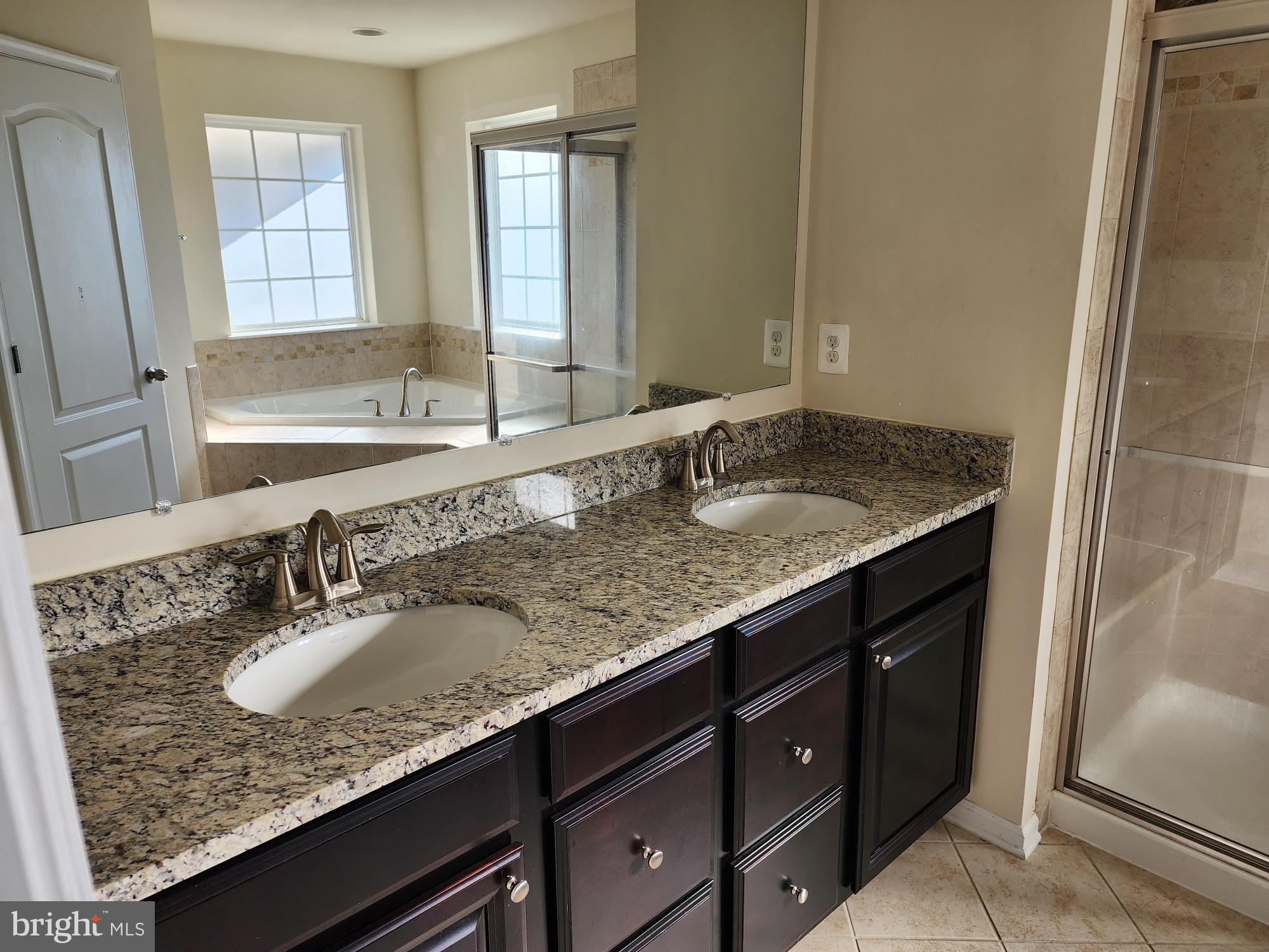 BOYERS RIDGE - Residential Lease