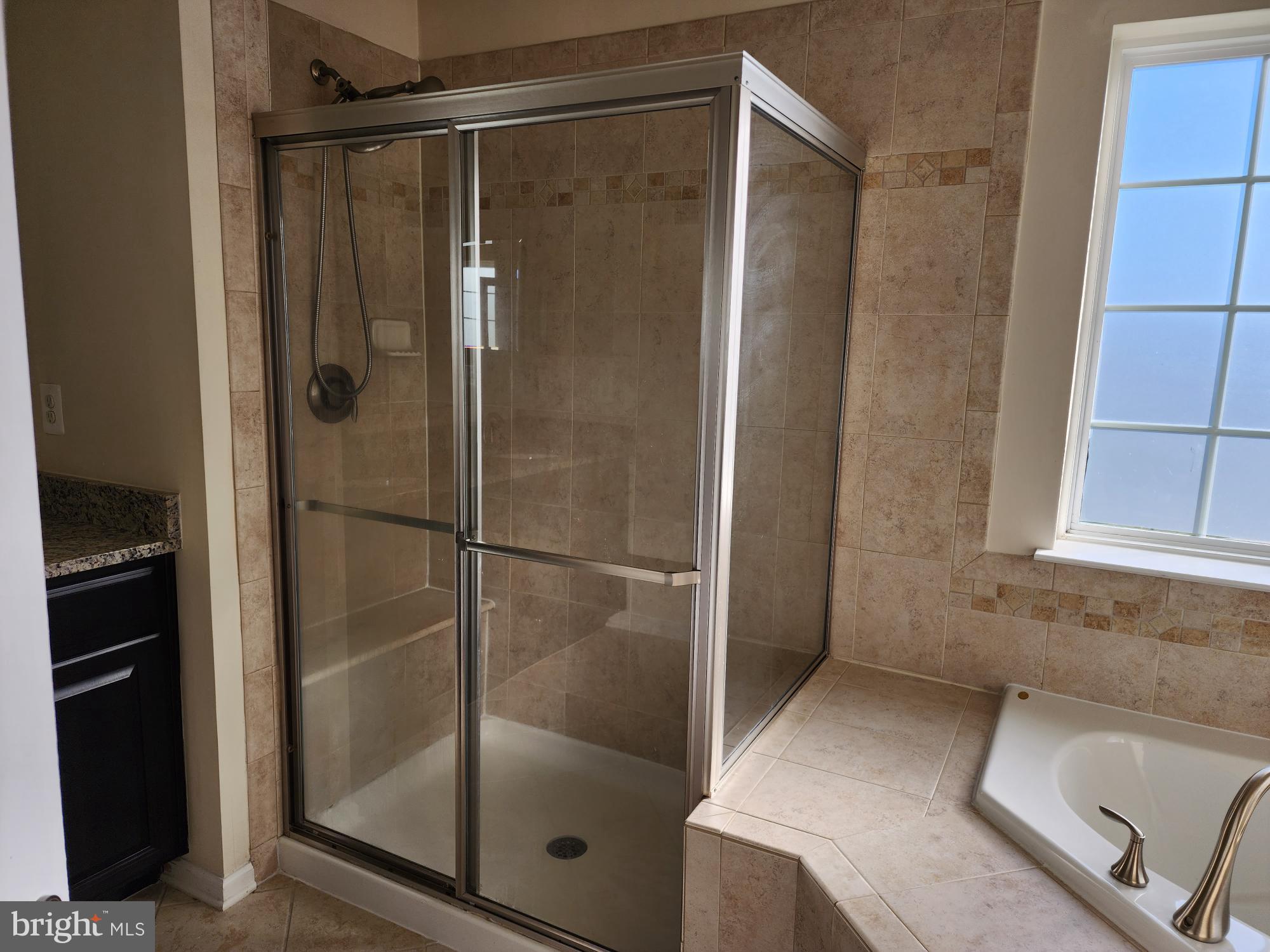 BOYERS RIDGE - Residential Lease