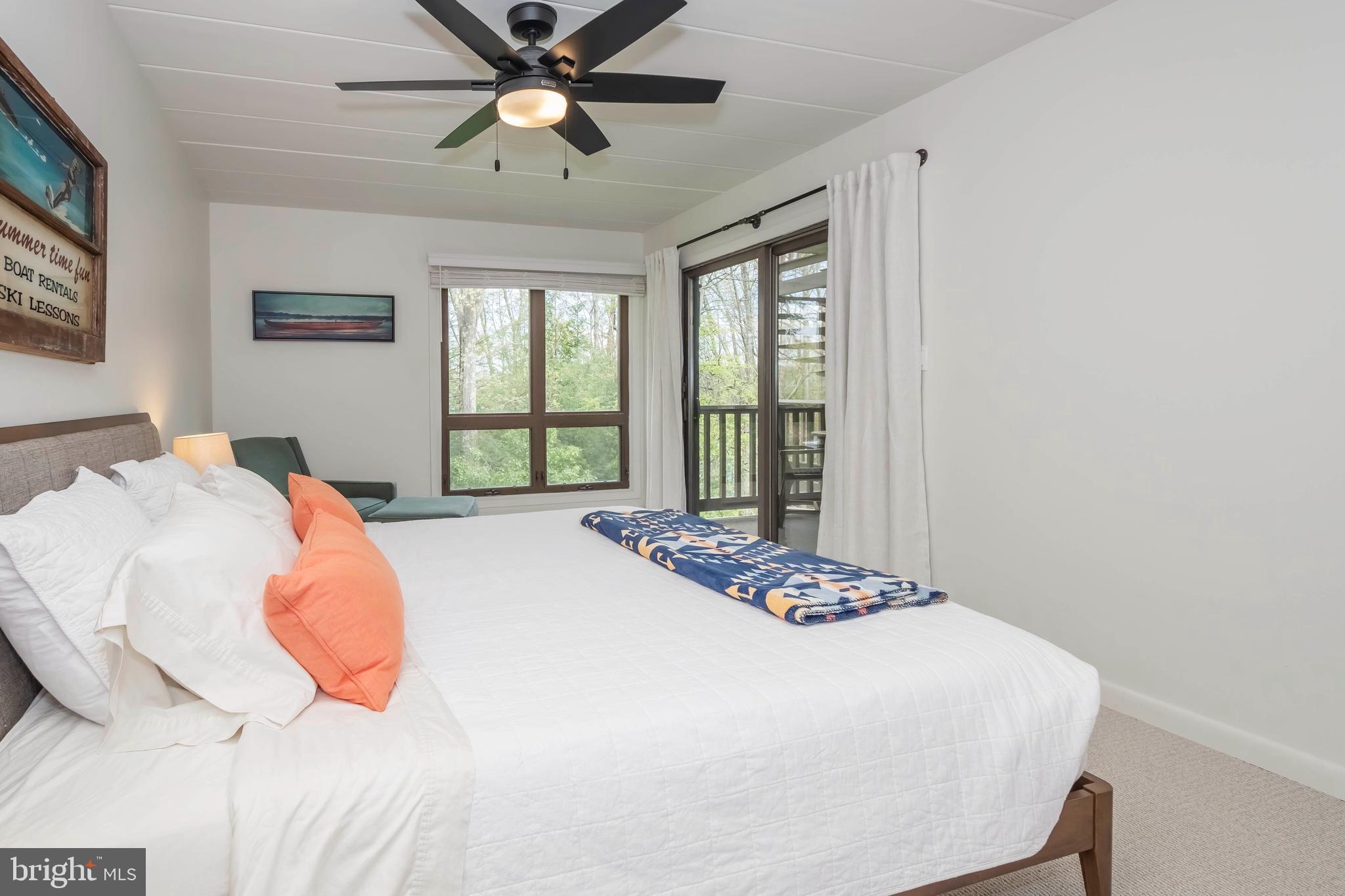 RED RUN CONDO - Residential