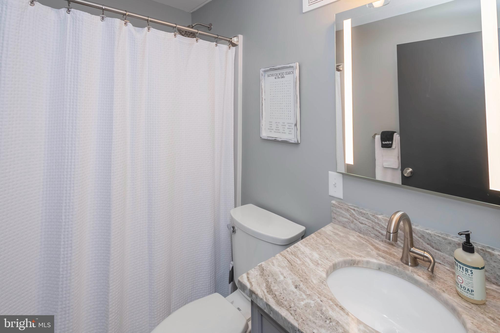 RED RUN CONDO - Residential