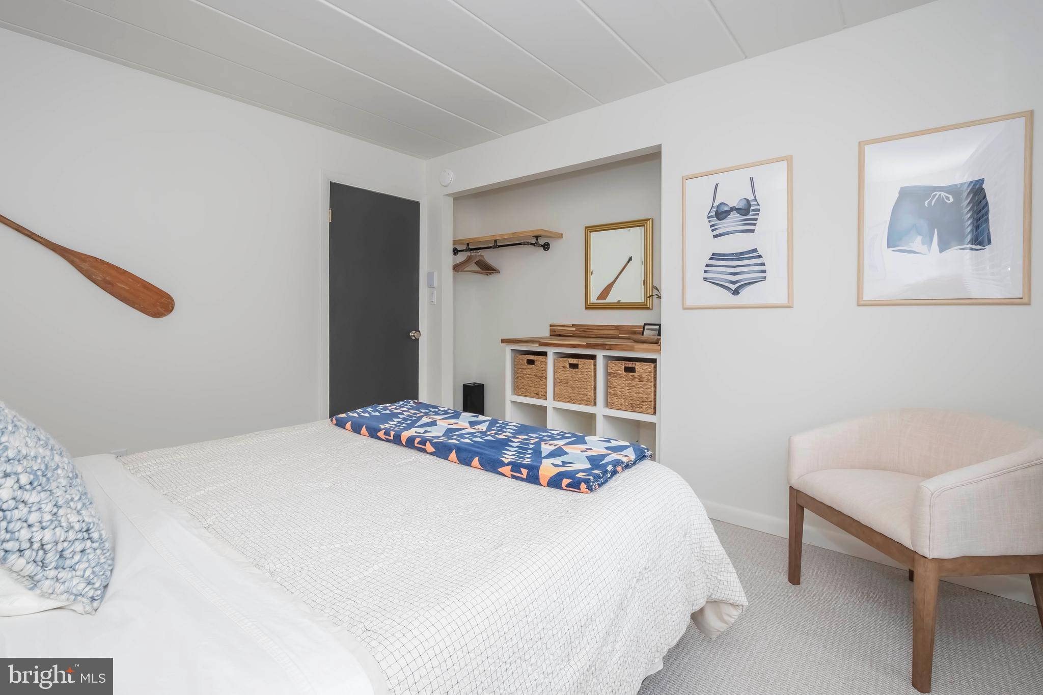 RED RUN CONDO - Residential