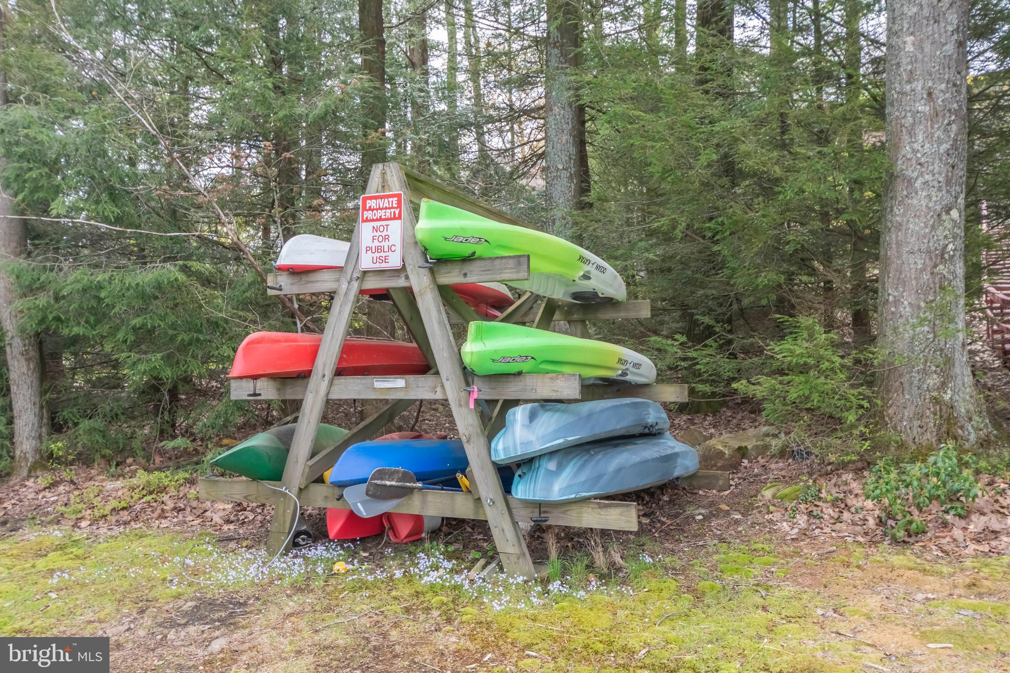 RED RUN CONDO - Residential