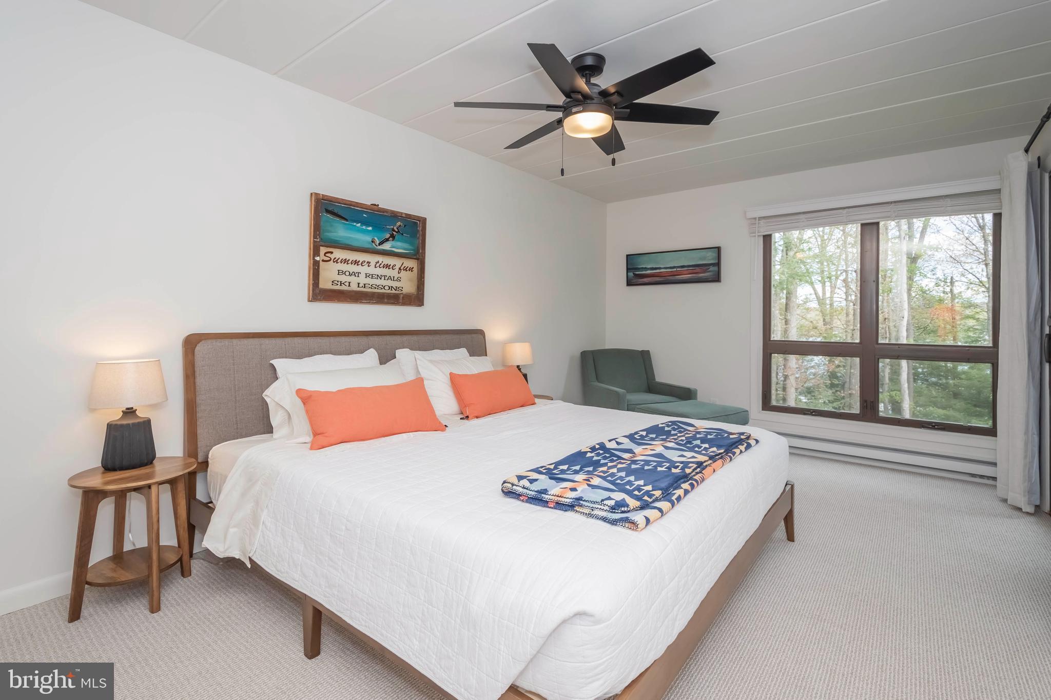 RED RUN CONDO - Residential