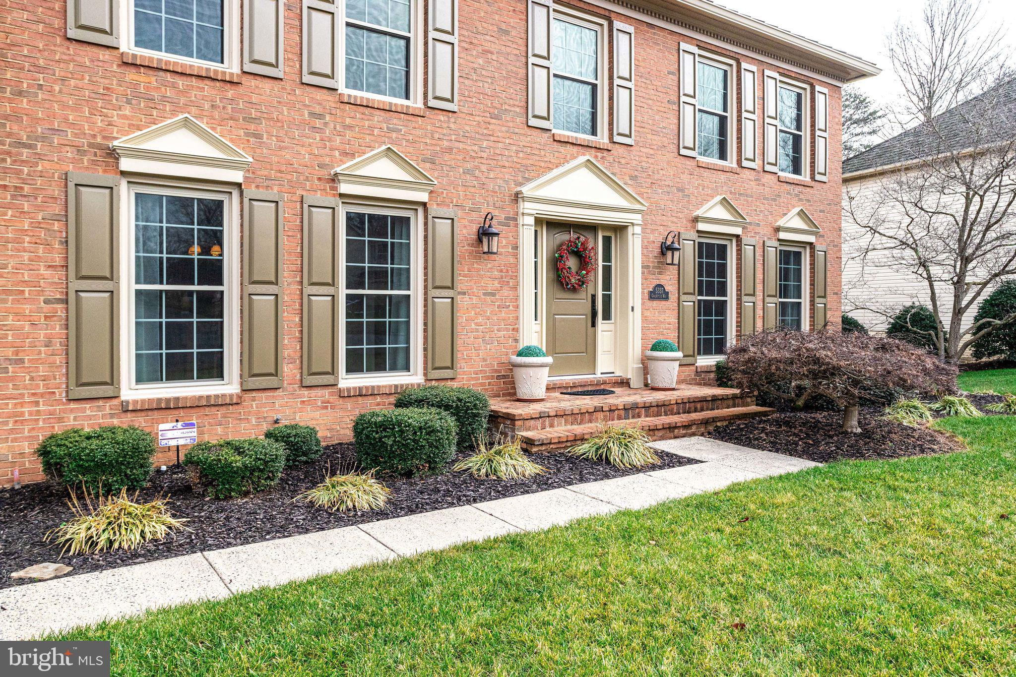 HAMPTON FOREST - Residential