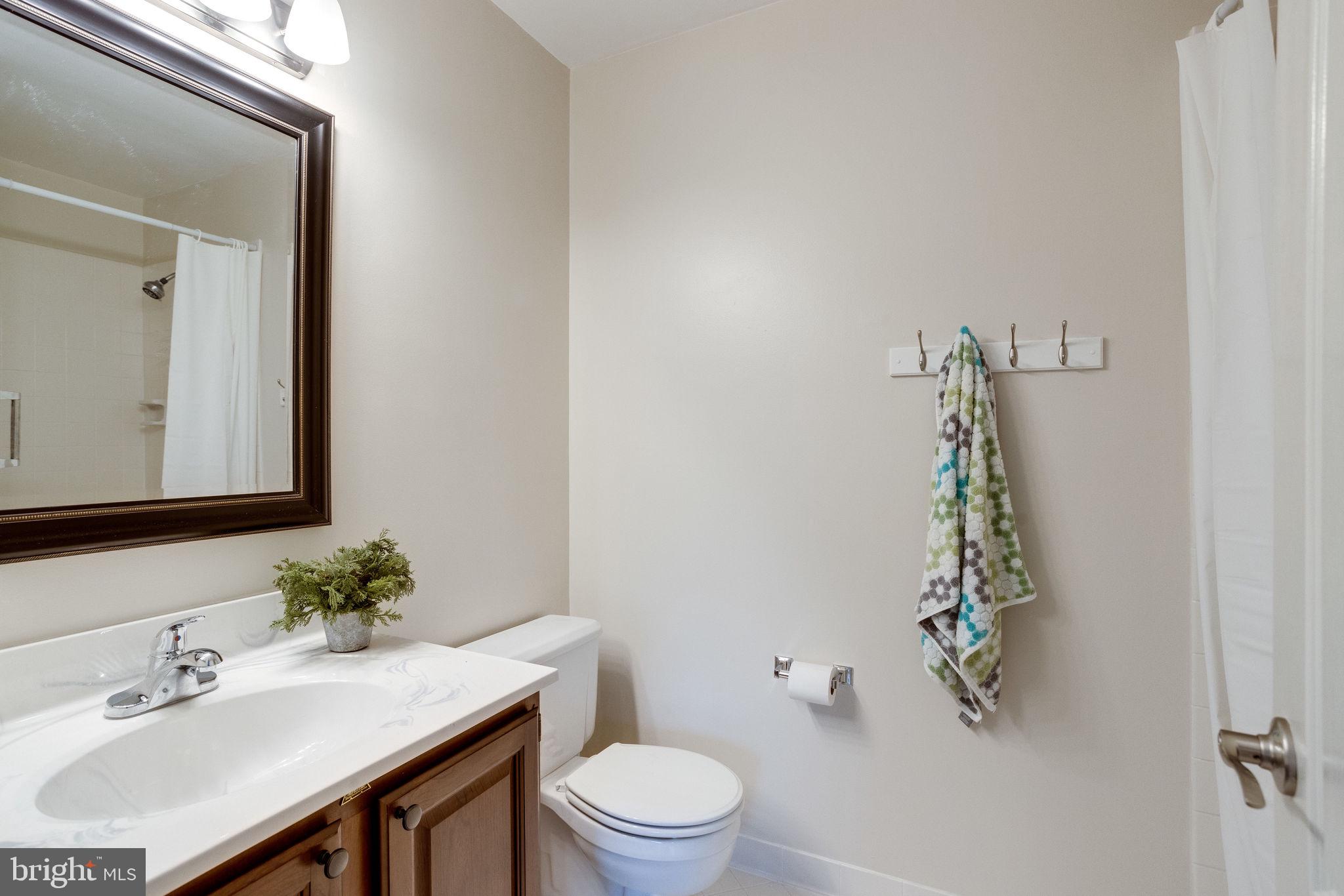 HAMPTON FOREST - Residential