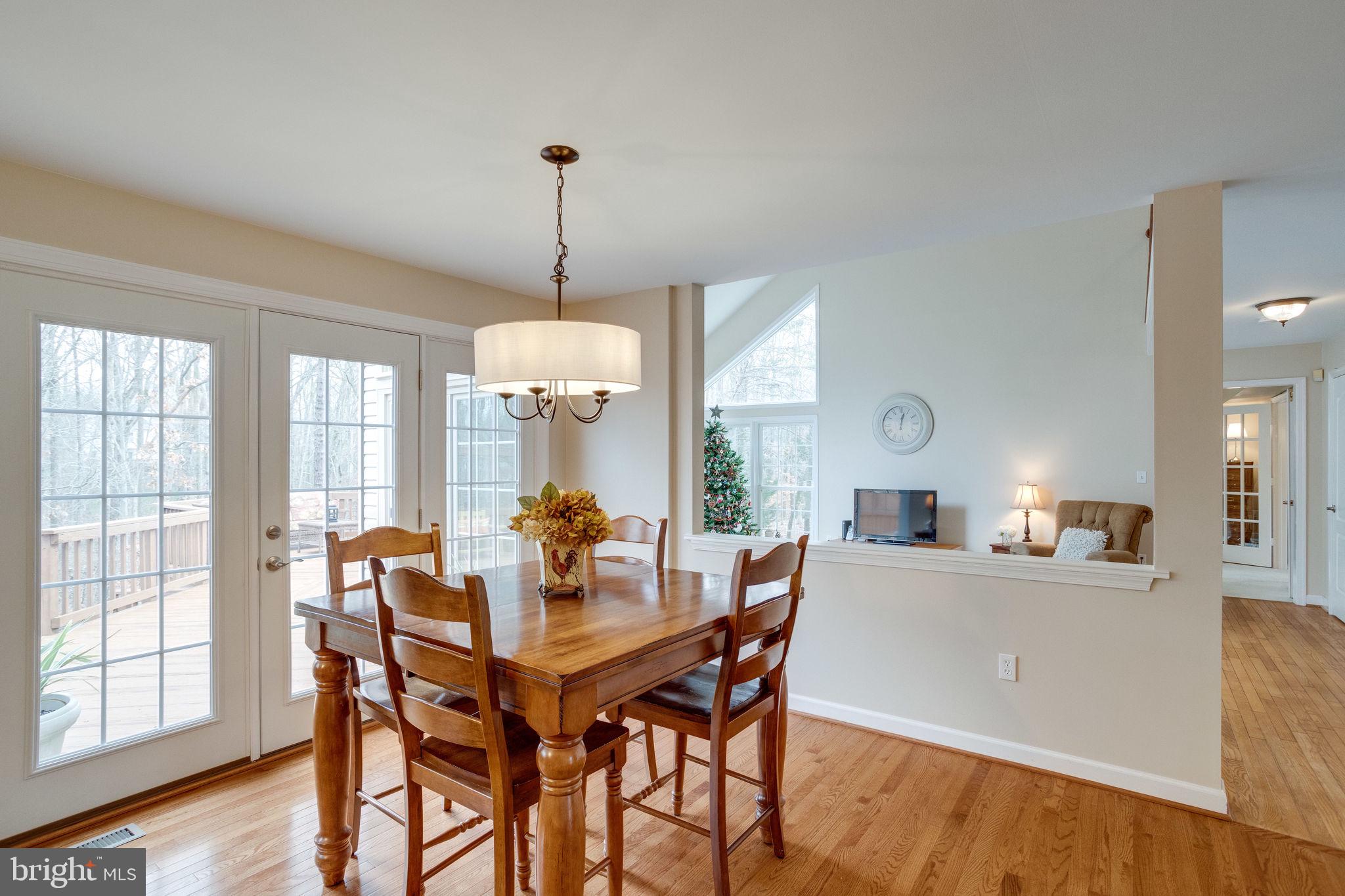 HAMPTON FOREST - Residential