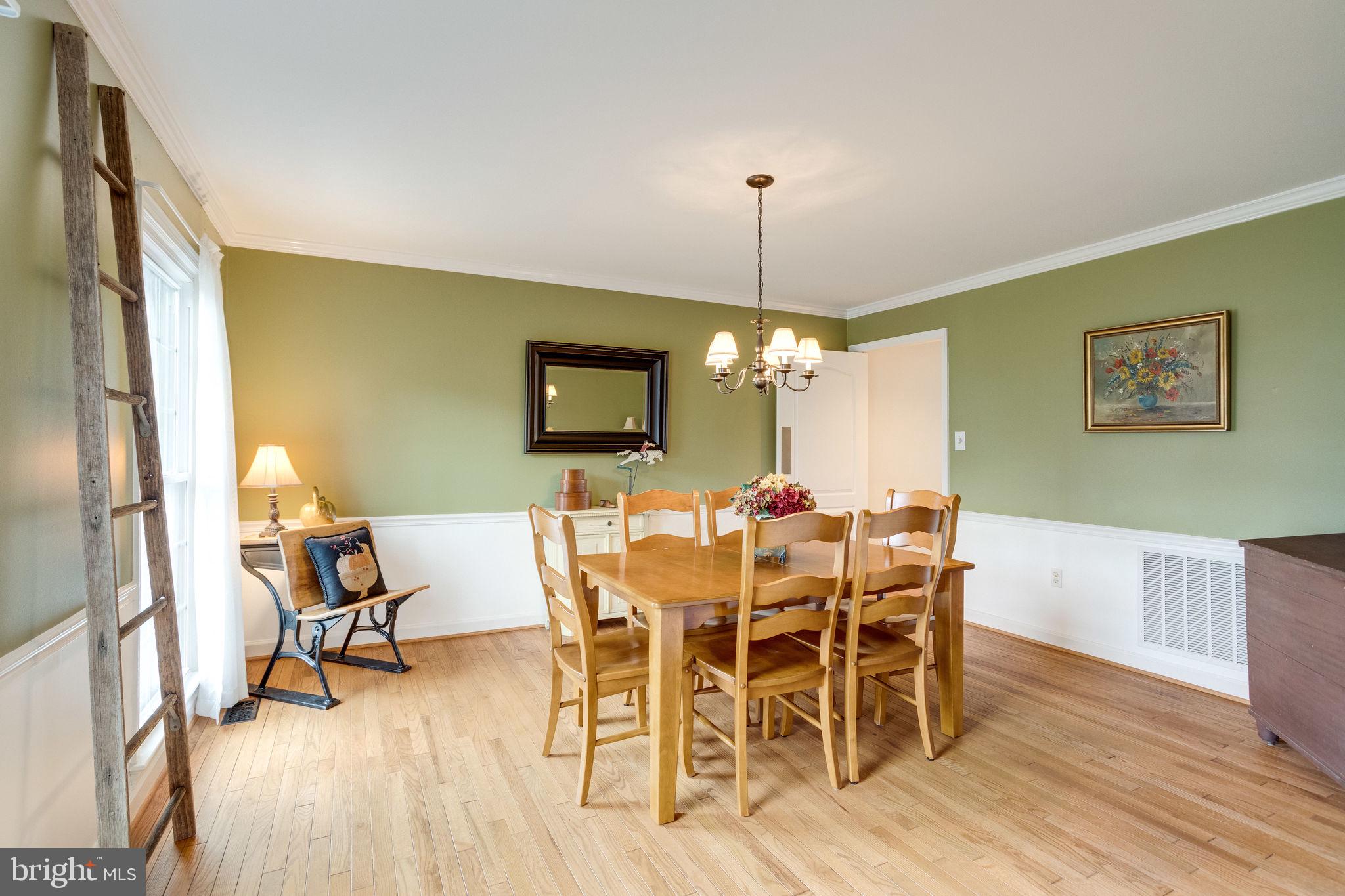 HAMPTON FOREST - Residential