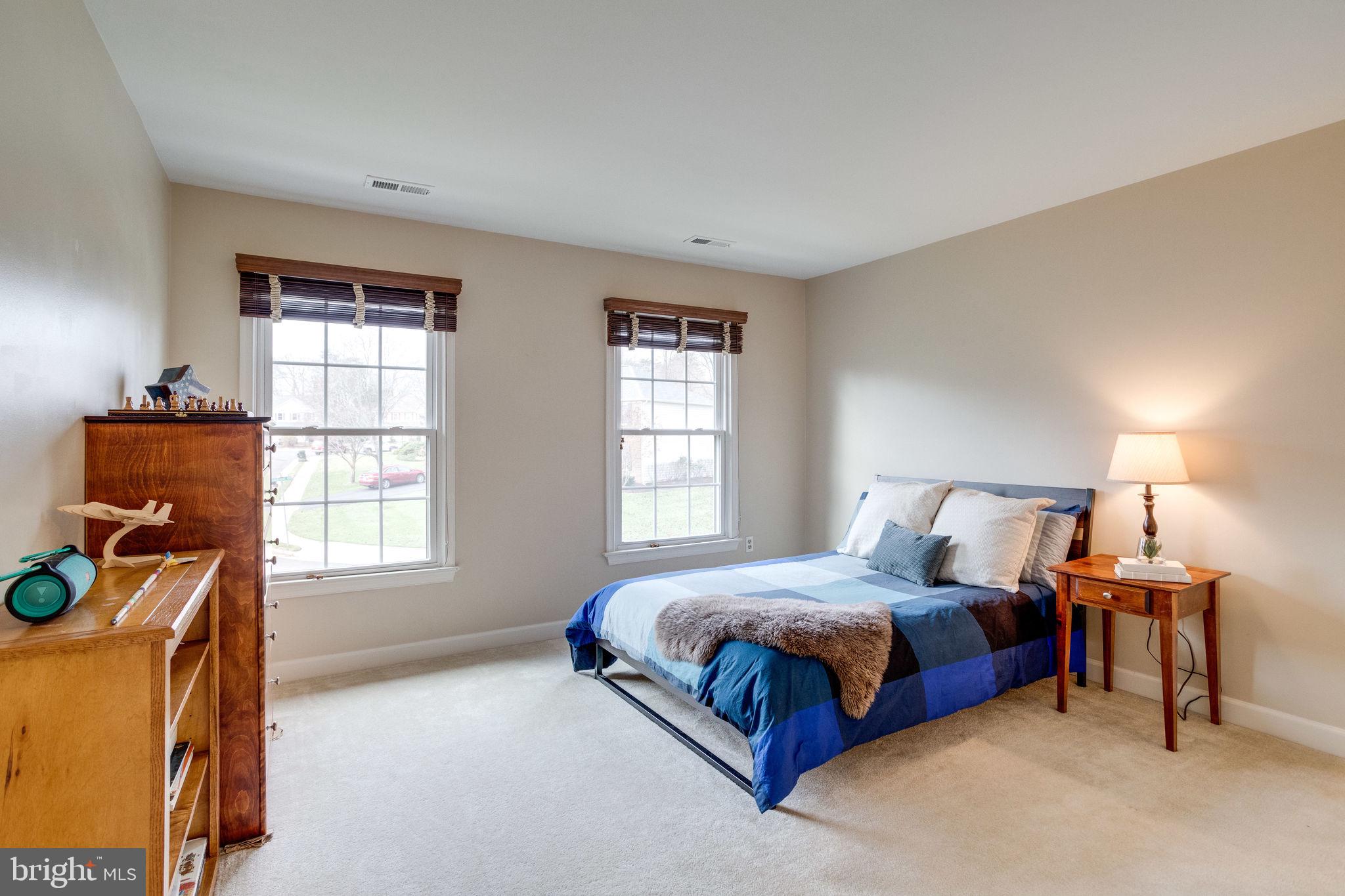 HAMPTON FOREST - Residential