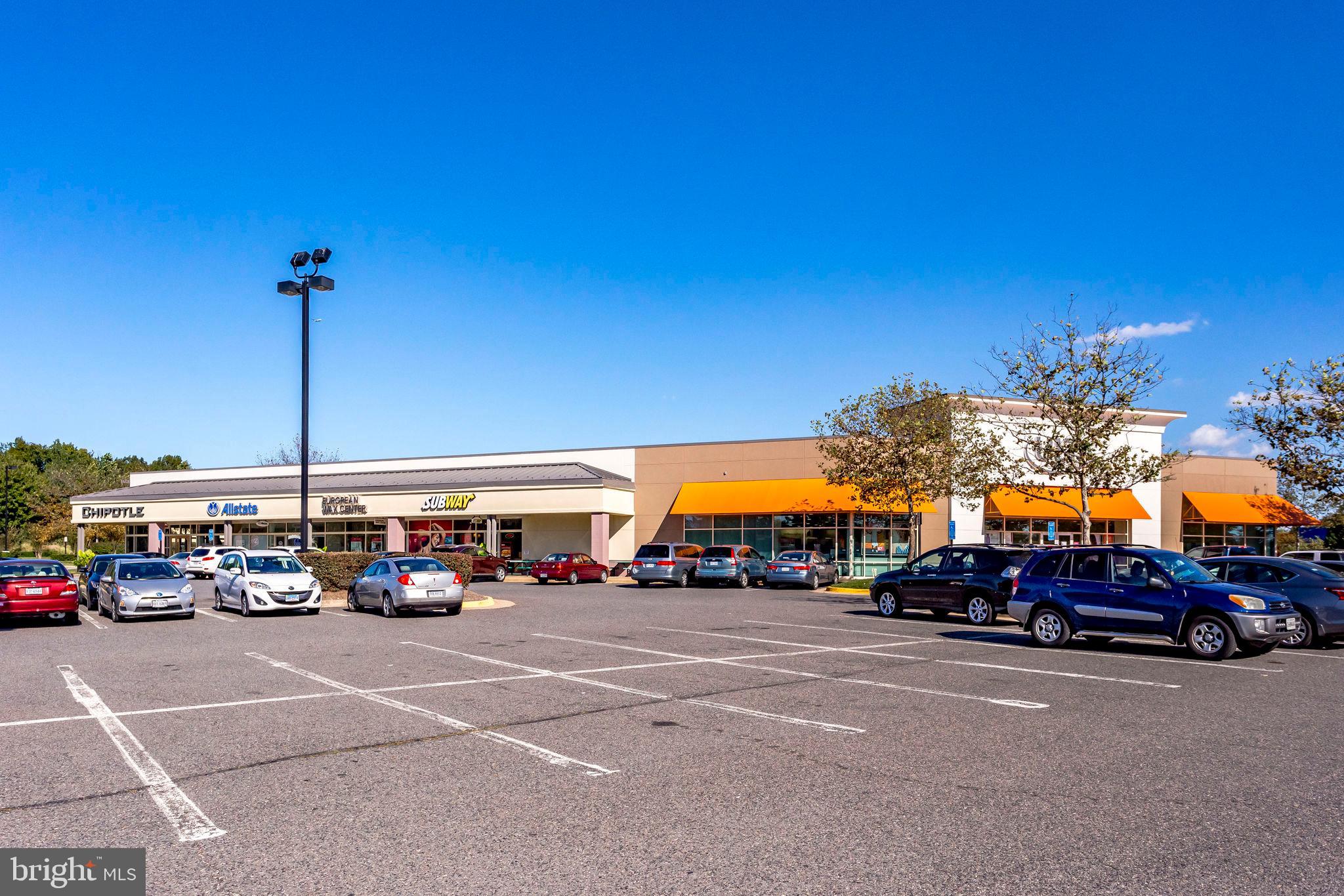 HAMPTON FOREST - Residential