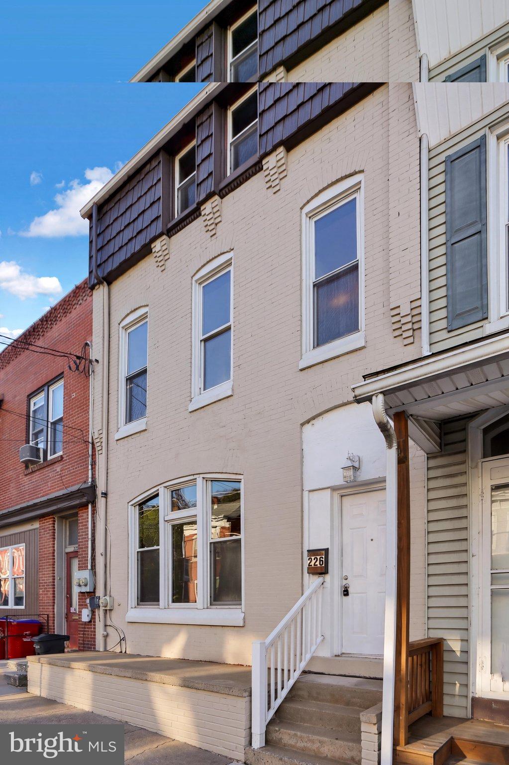 226 S 4TH STREET