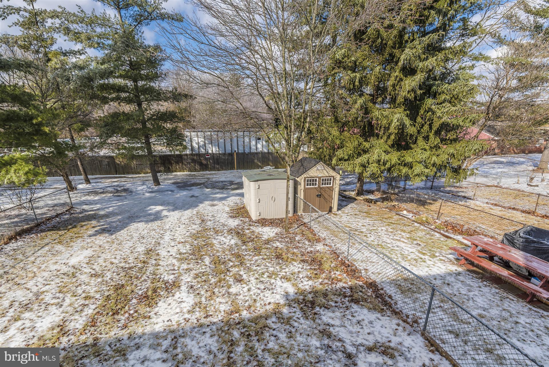 SPRINGBROOK - Residential