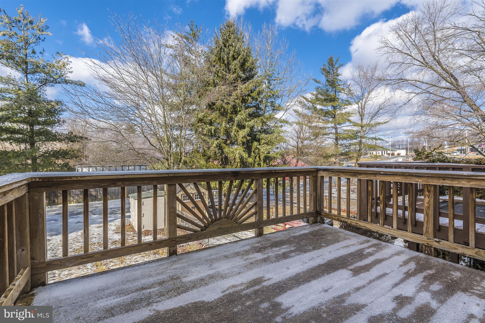 SPRINGBROOK - Residential