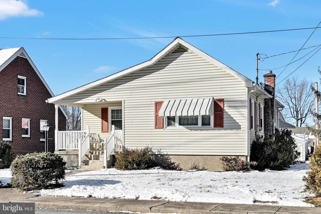 Photo of 213 Hoffer Street, MIDDLETOWN, PA 17057 (MLS # PADA2052996)