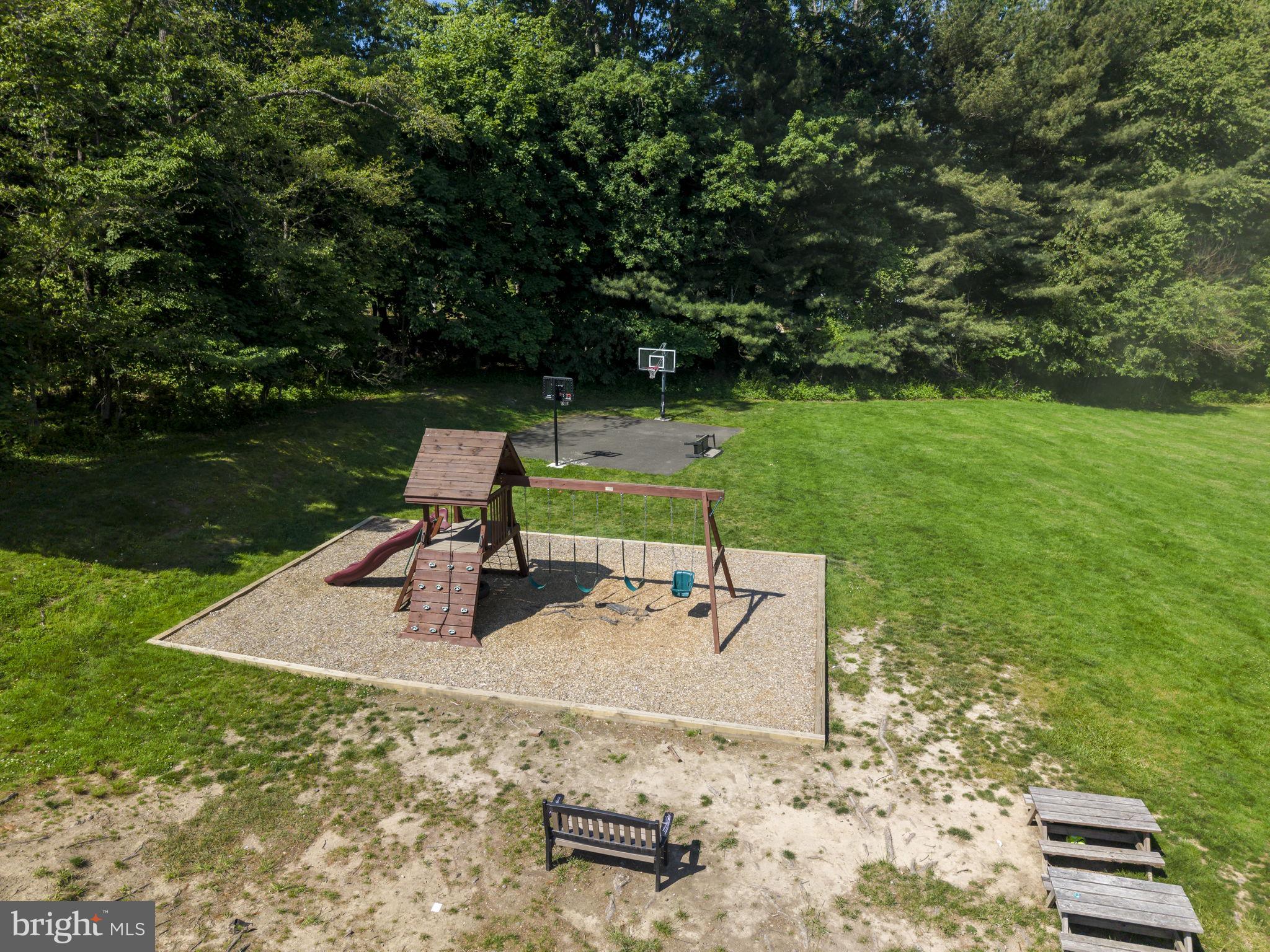 APPLE HILL - Residential