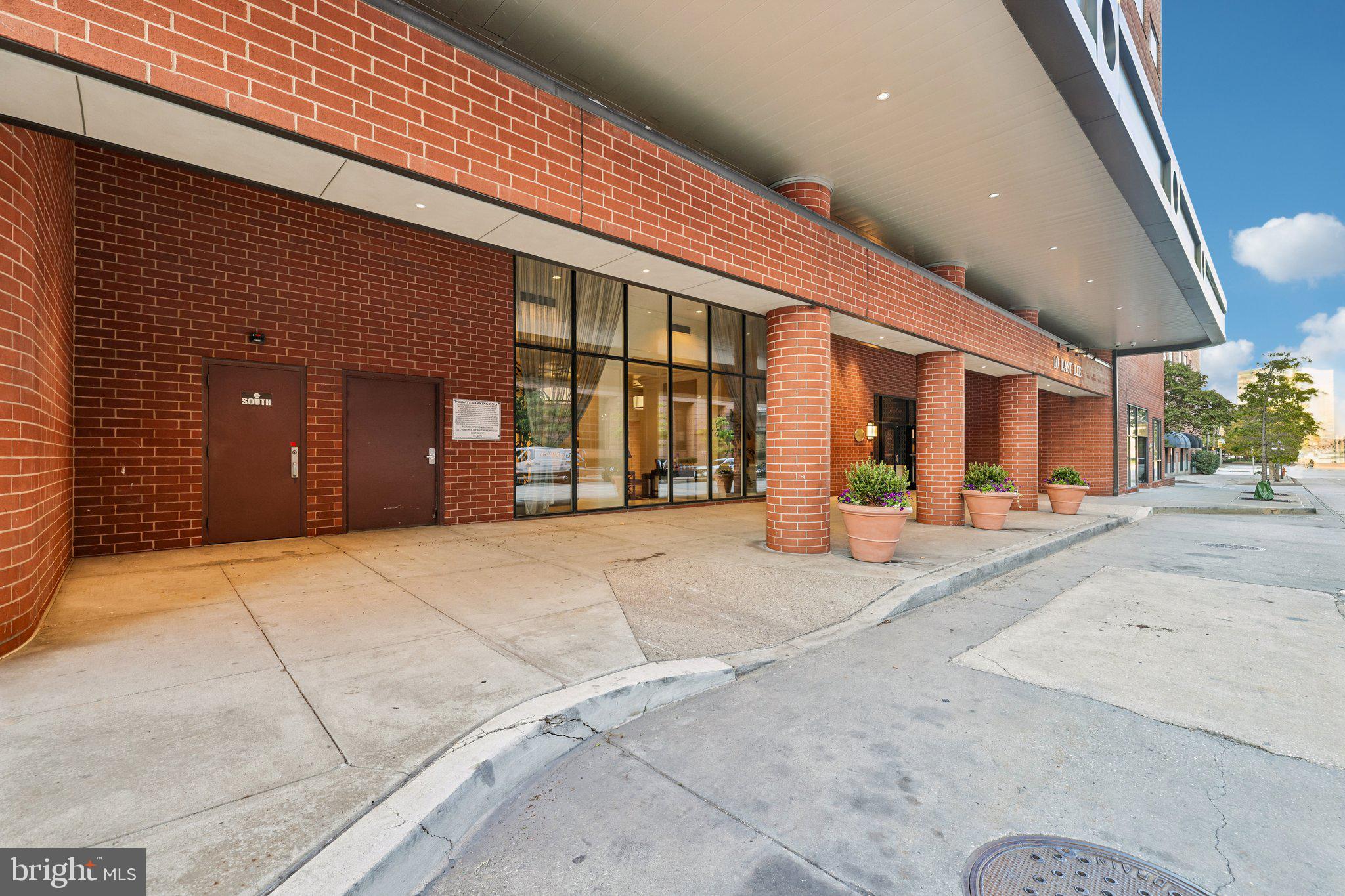 10 E LEE STREET 802