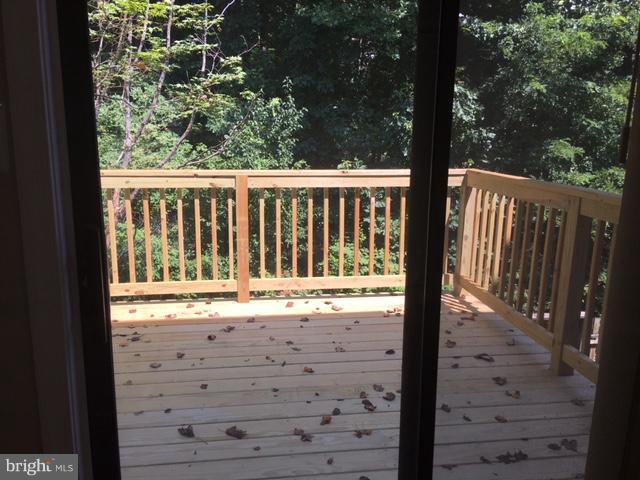 LAUREL LAKES PLAT 4 - Residential