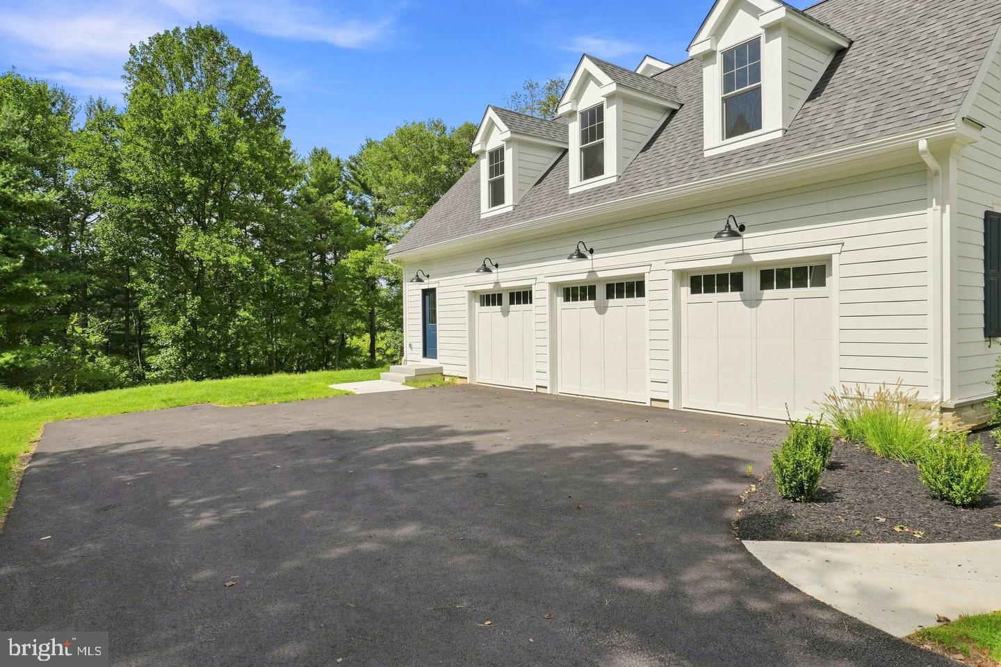 102 KNOXLYN FARM DRIVE B