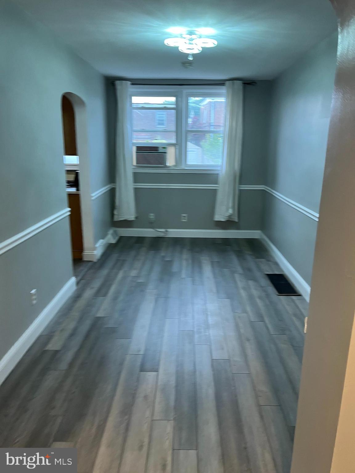 ROXBOROUGH - Residential