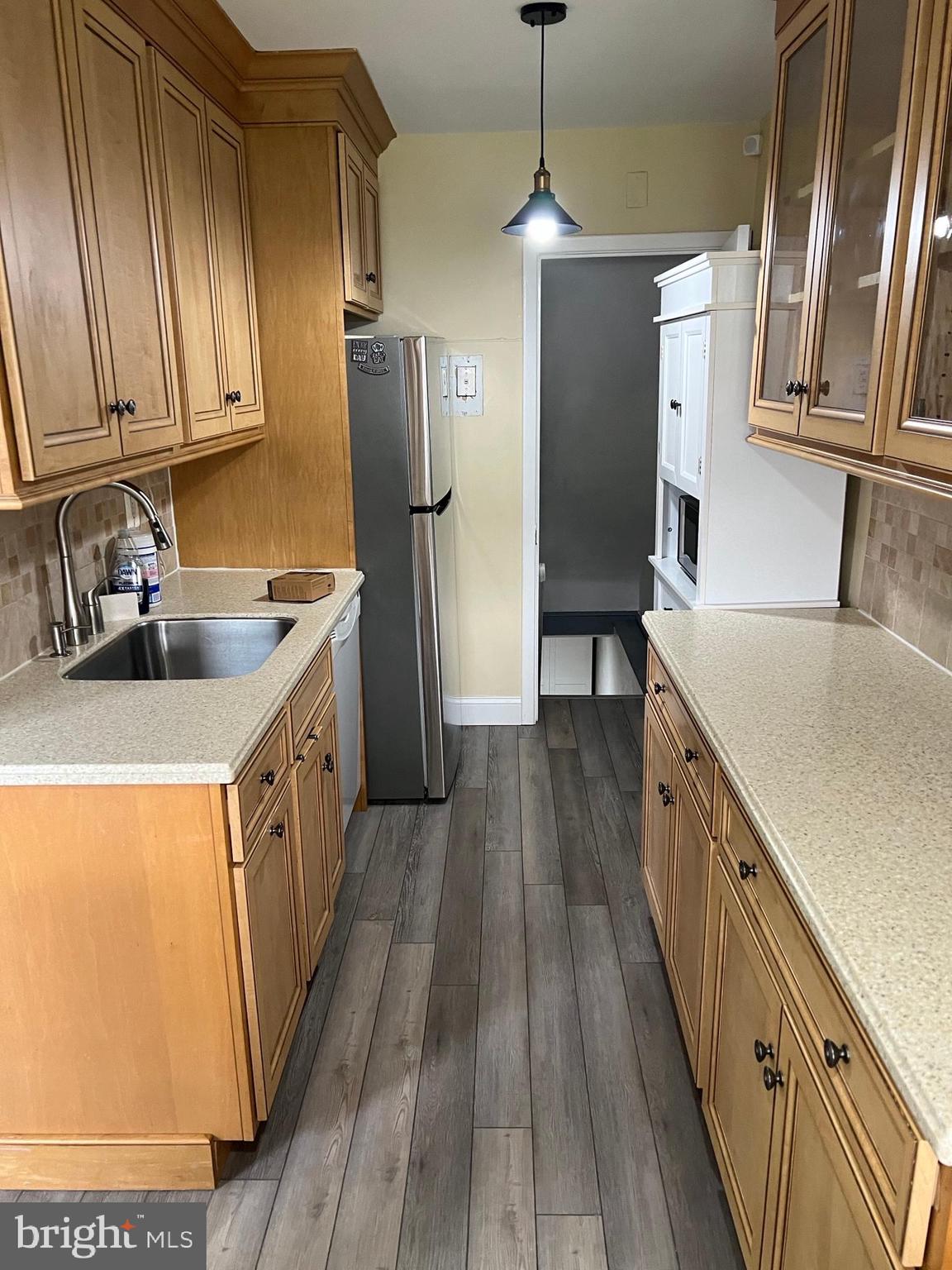 ROXBOROUGH - Residential