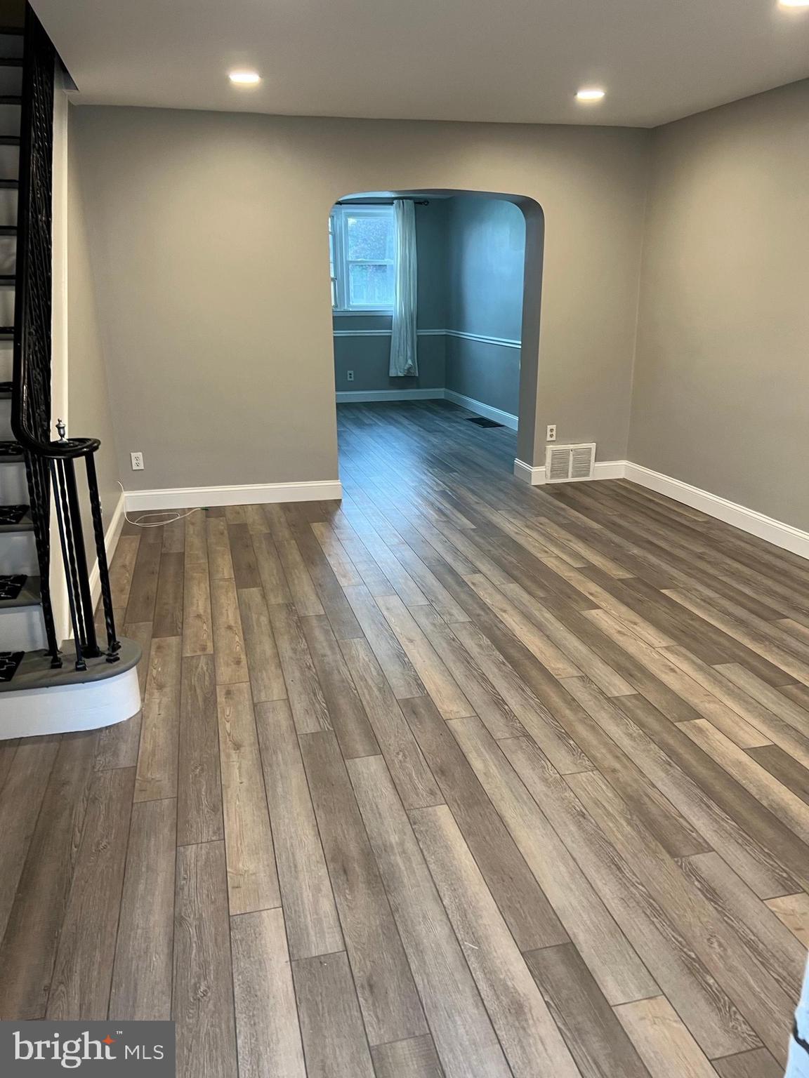 ROXBOROUGH - Residential