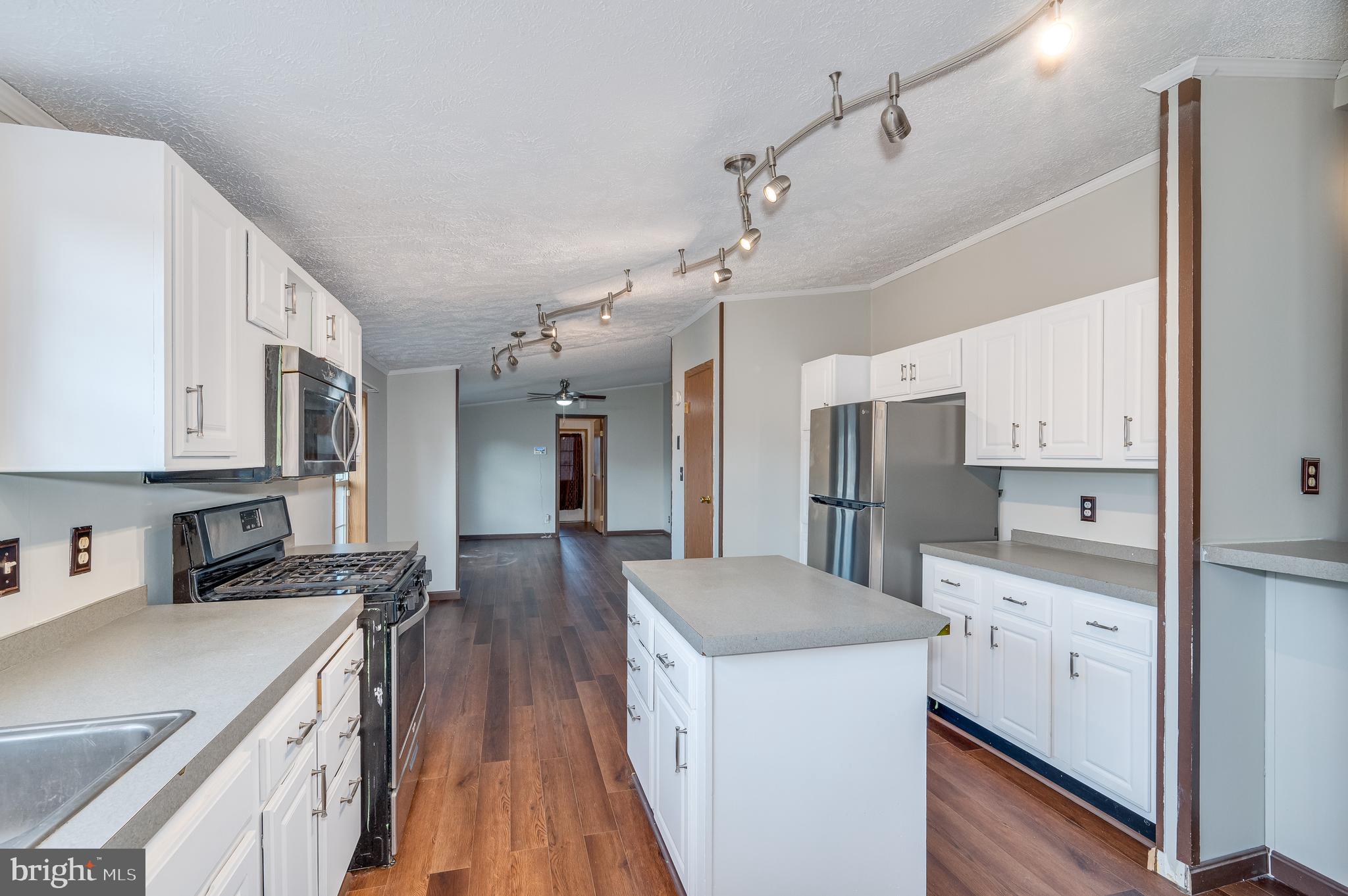 SUMMER HILL - Residential