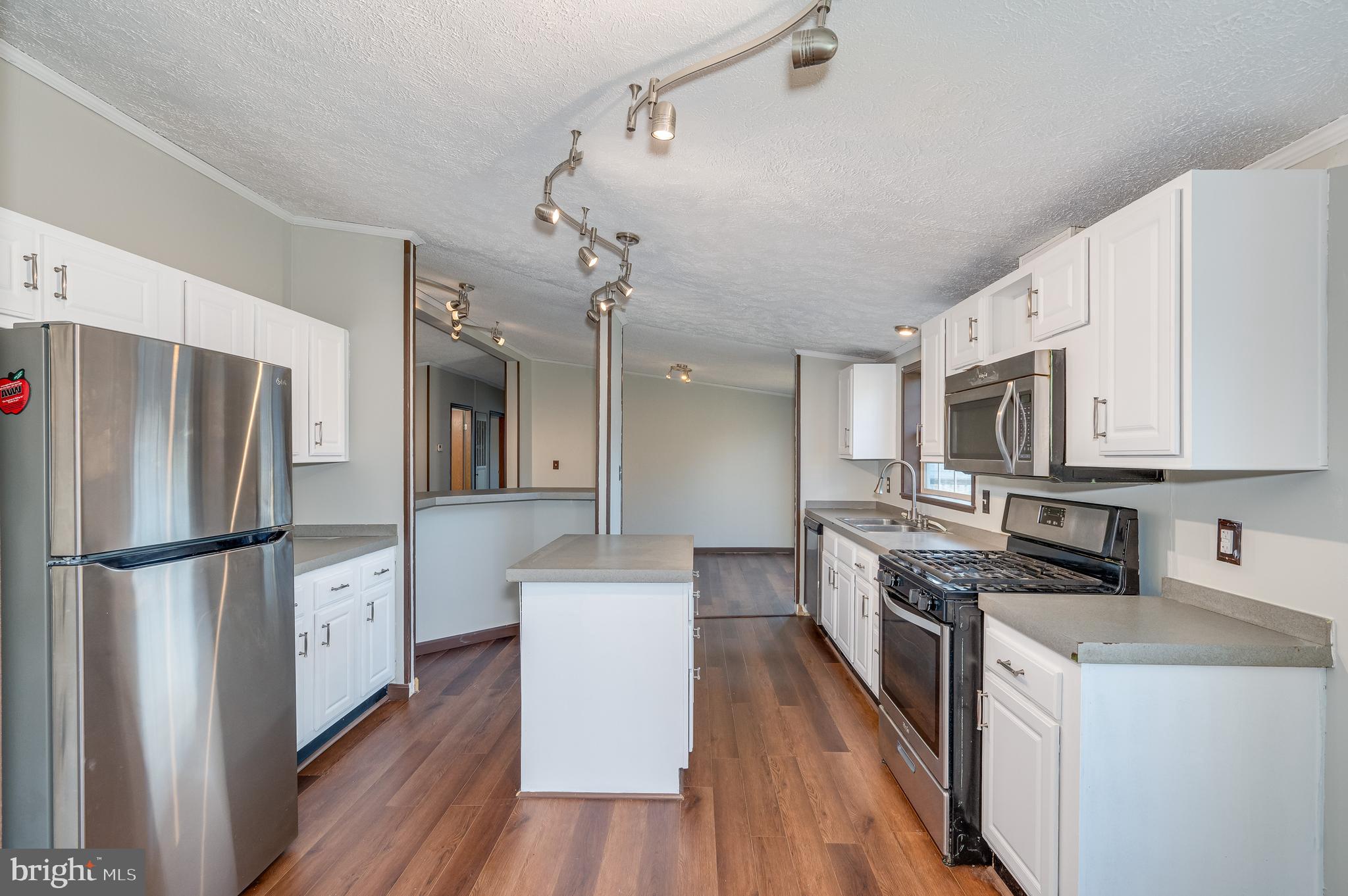 SUMMER HILL - Residential