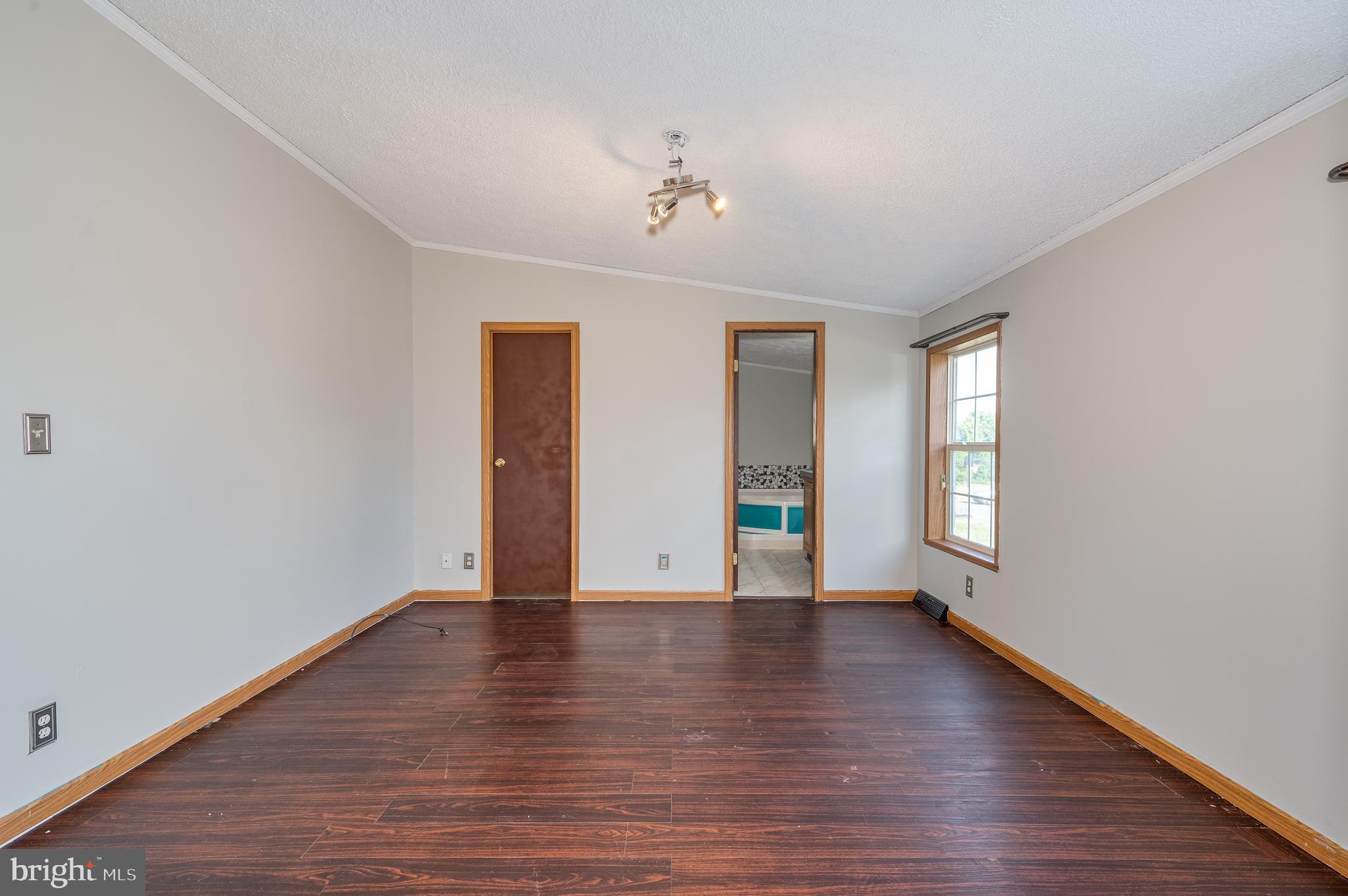 SUMMER HILL - Residential