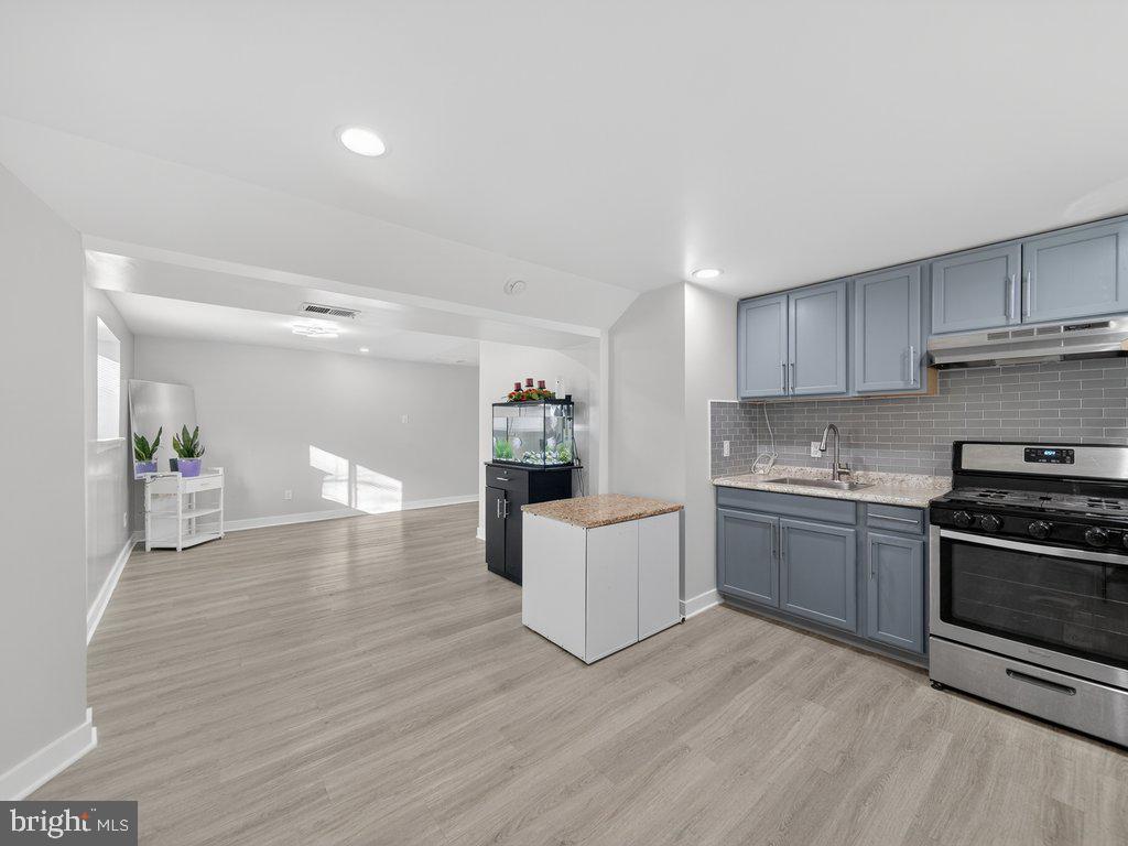 ADELPHI - Residential