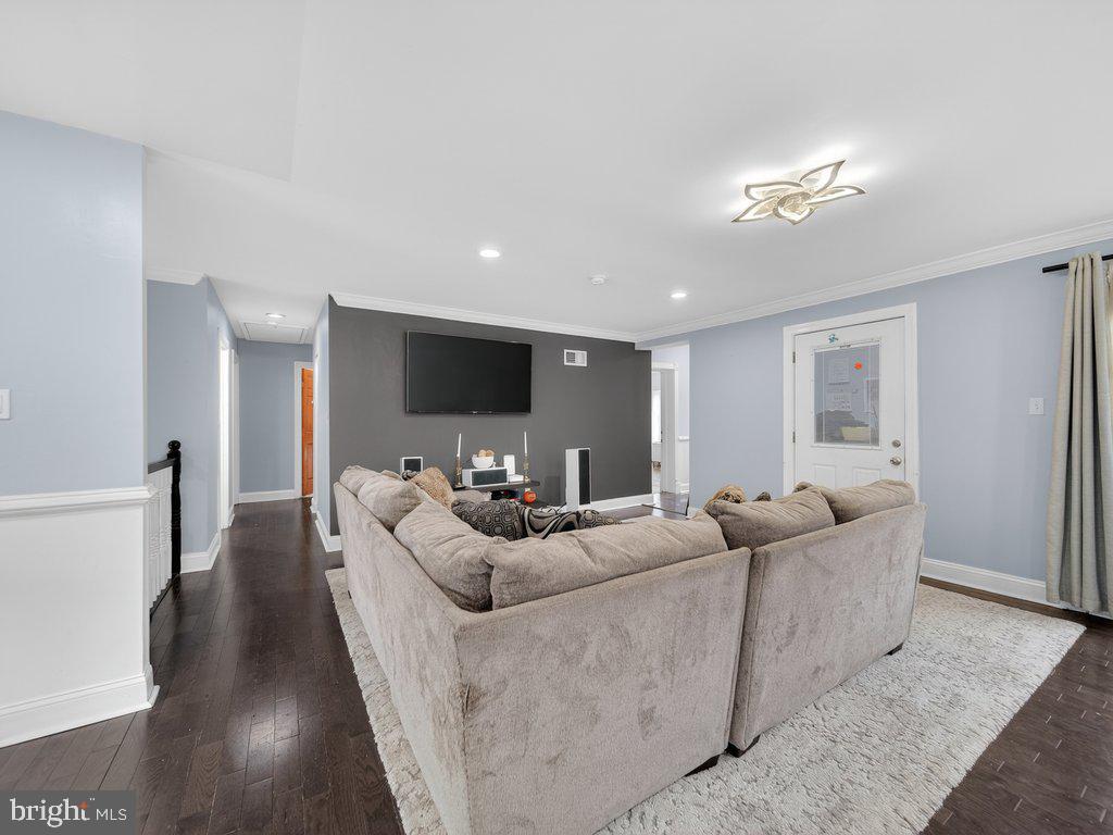 ADELPHI - Residential