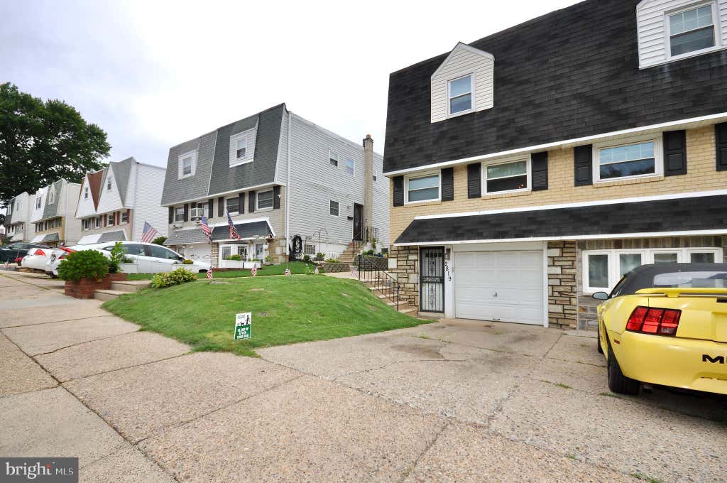 Photo of 2819 Shelly Road, PHILADELPHIA, PA 19152 (MLS # PAPH2645374)