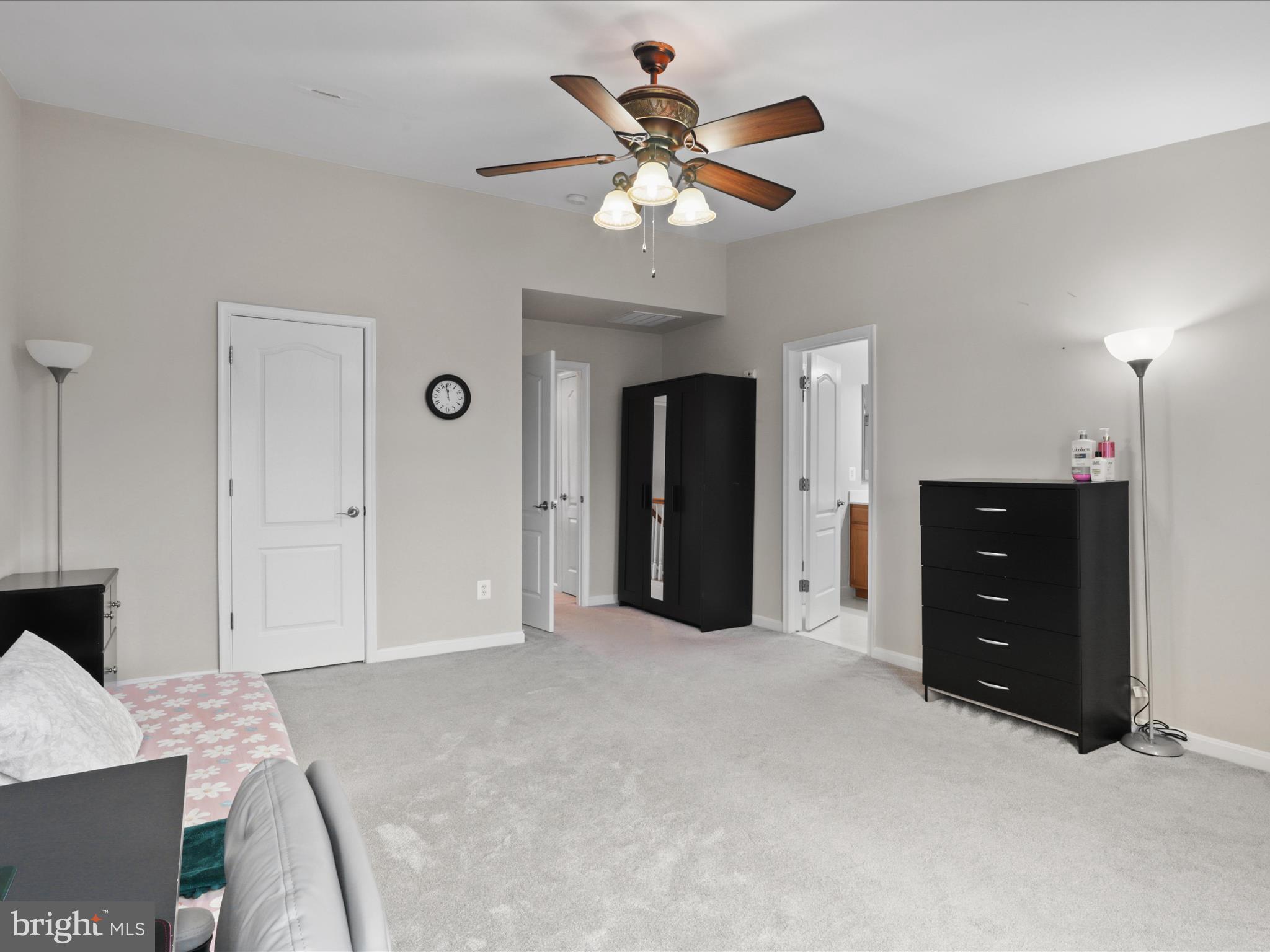 STONE RIDGE - Residential Lease