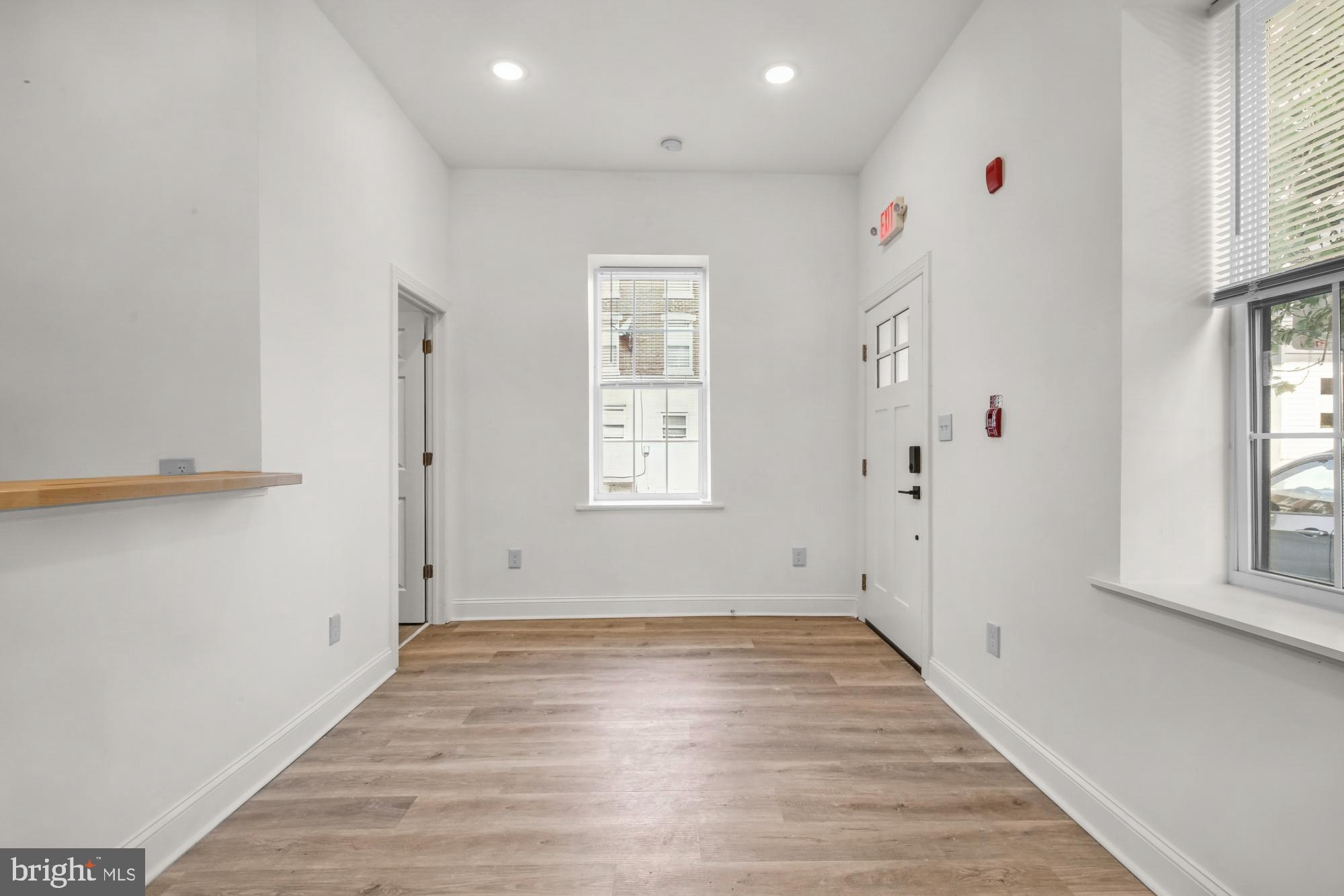 EAST KENSINGTON - Residential Lease