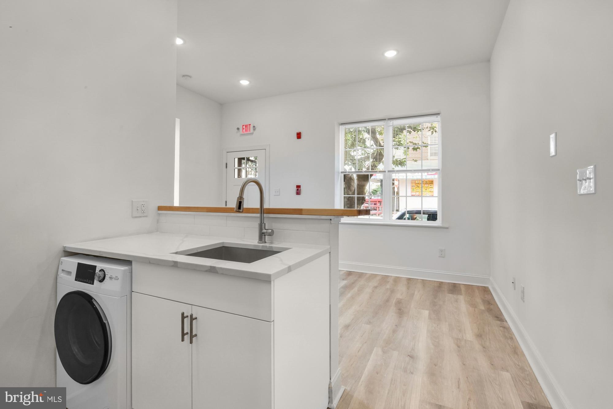 EAST KENSINGTON - Residential Lease