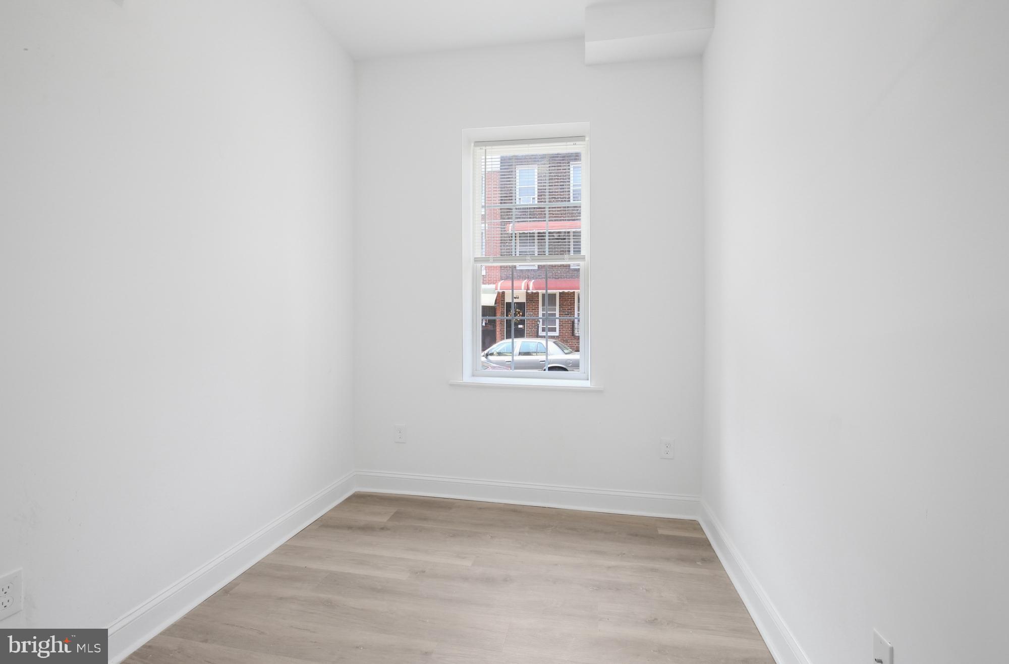 EAST KENSINGTON - Residential Lease