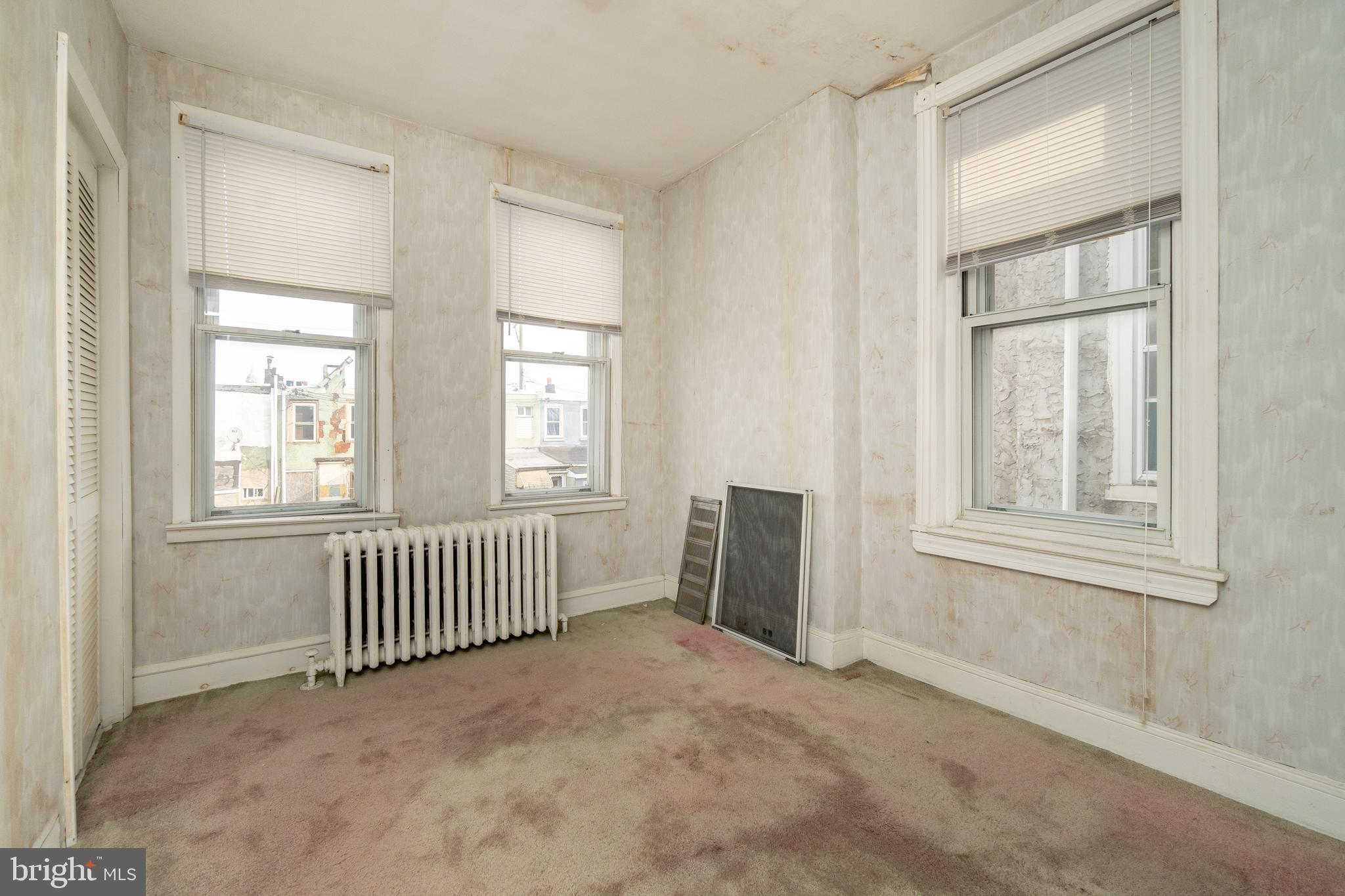 PORT RICHMOND - Residential