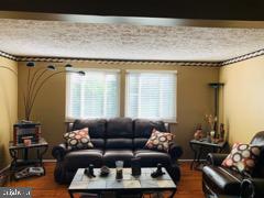 MIDDLEBROOK COMMONS - Residential