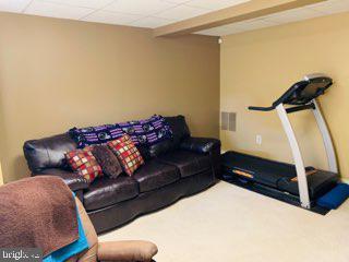 MIDDLEBROOK COMMONS - Residential