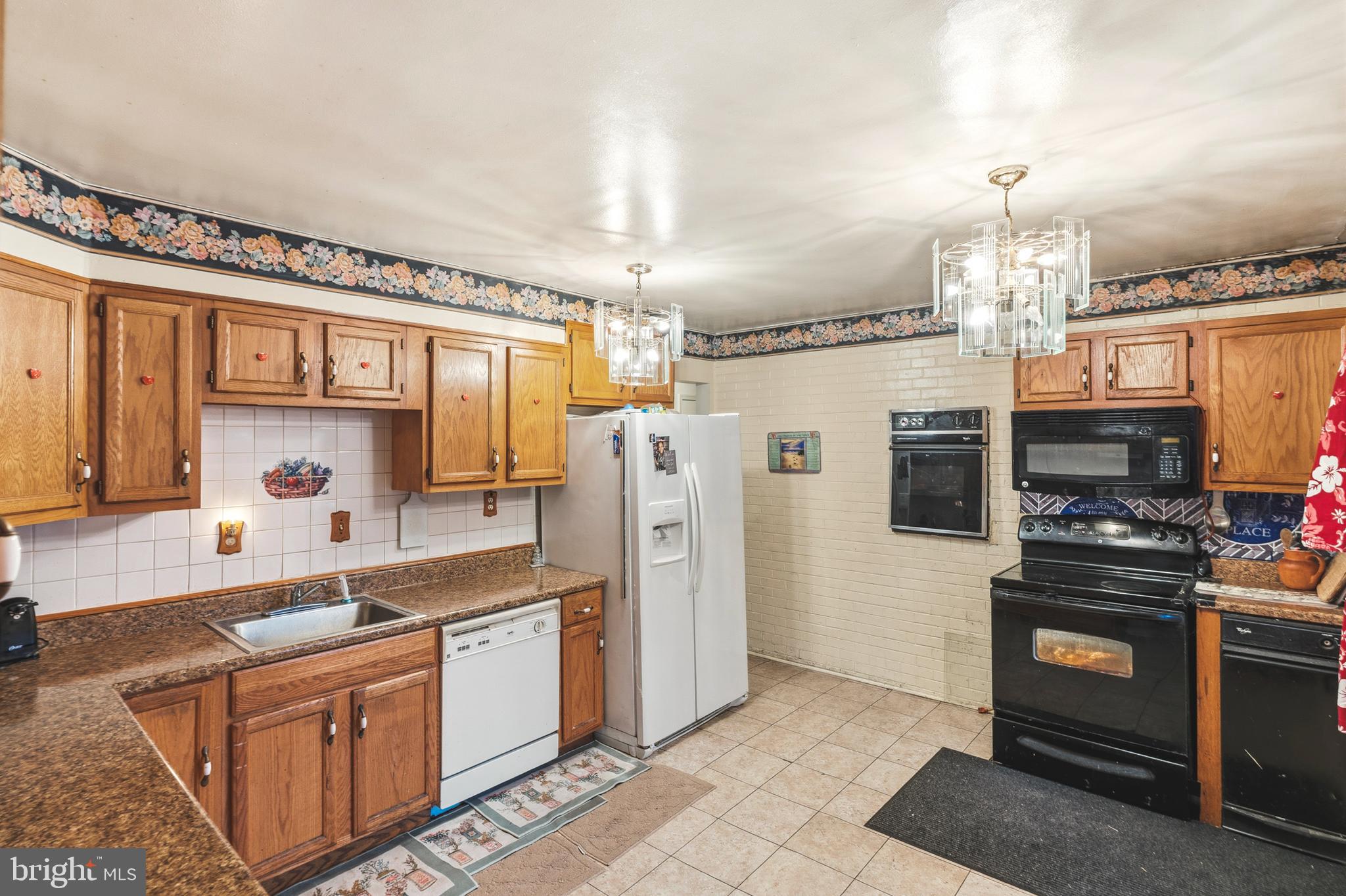 HILLCREST HEIGHTS - Residential