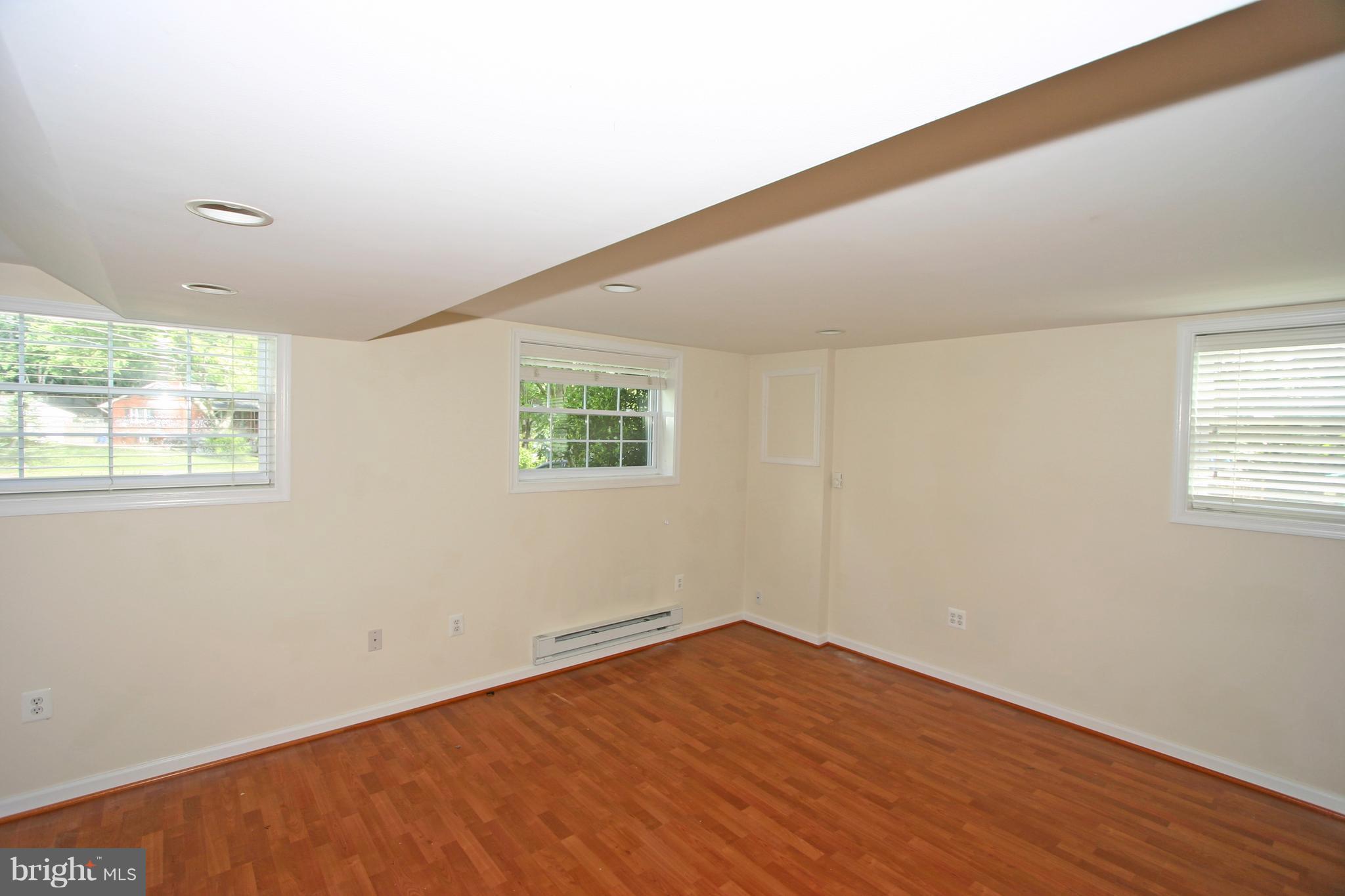 PARKLAWN - Residential