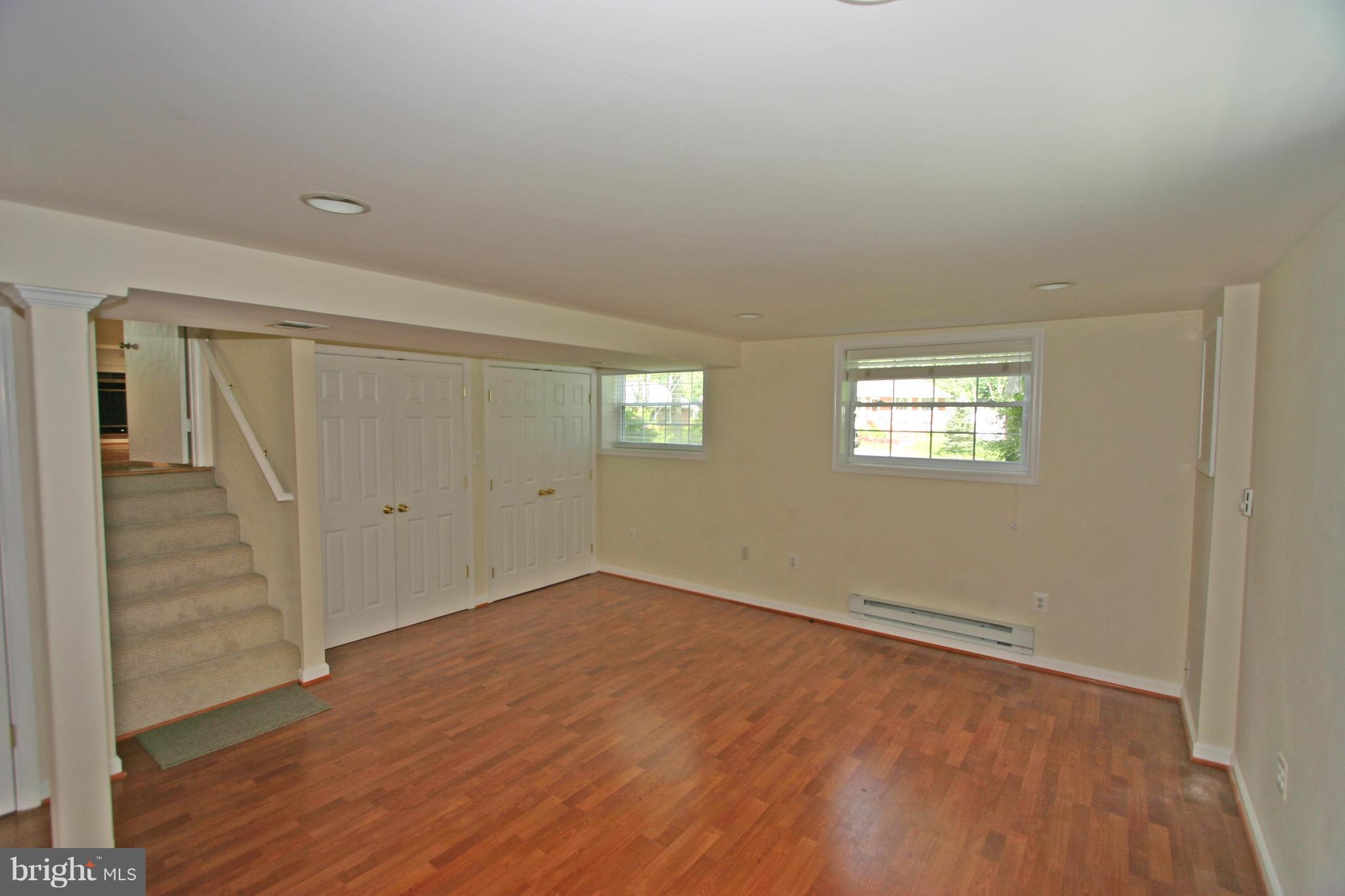 PARKLAWN - Residential