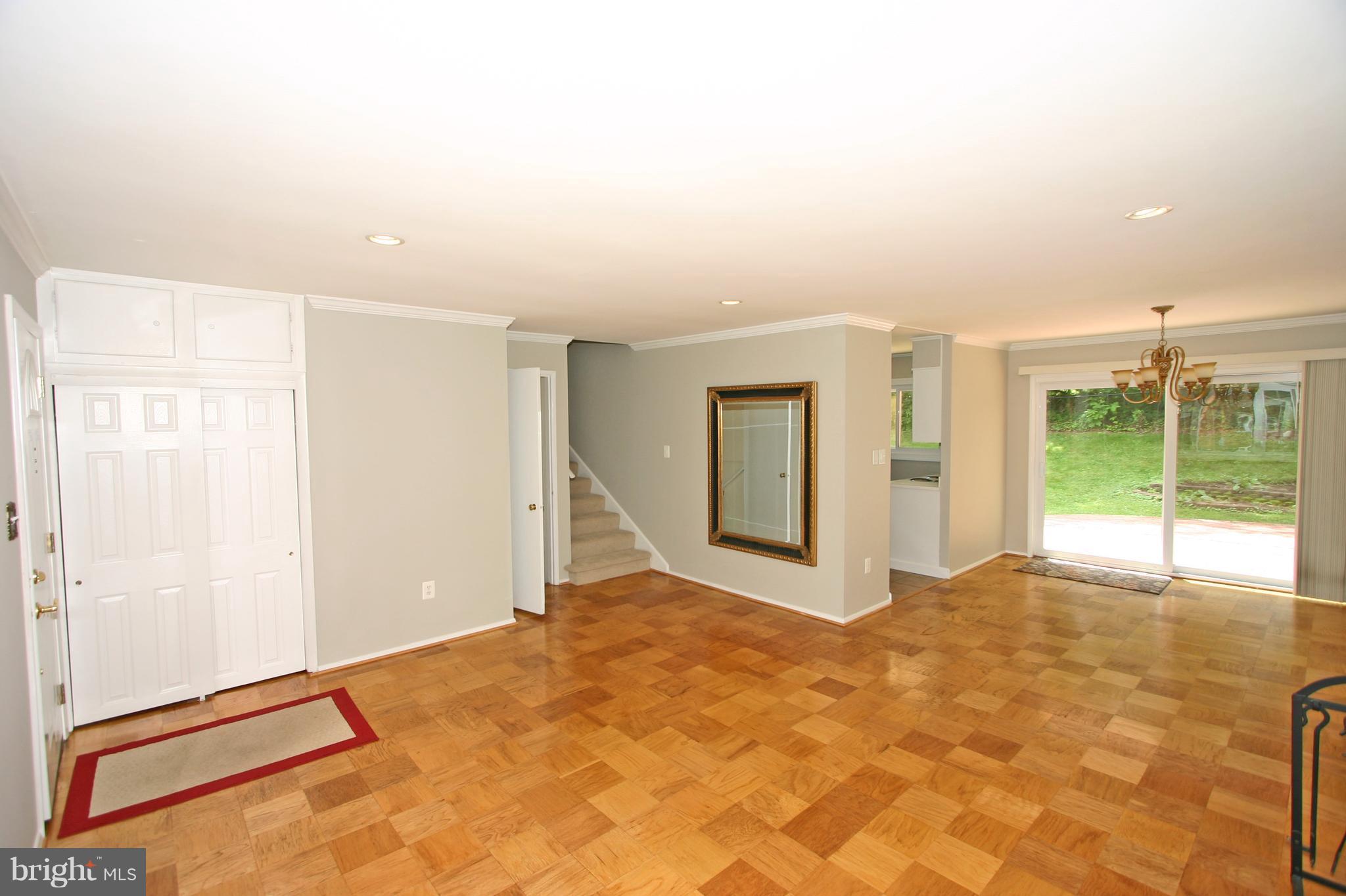 PARKLAWN - Residential